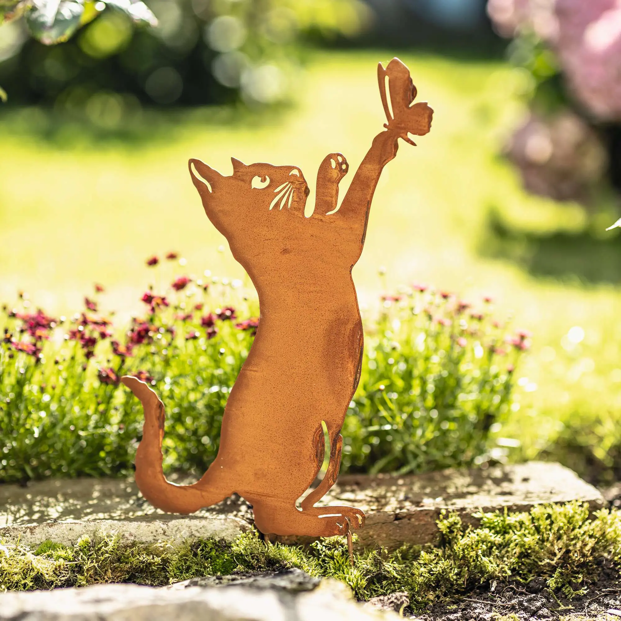 Acheter Pic de jardin "chat avec papillon"  dans la boutique en ligne de Frank Flechtwaren