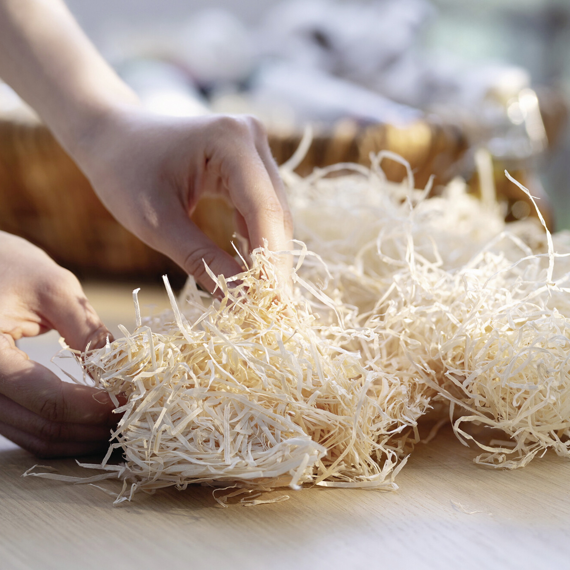Acheter Paille de bois "nature" 1 Kg.  dans la boutique en ligne de Frank Flechtwaren