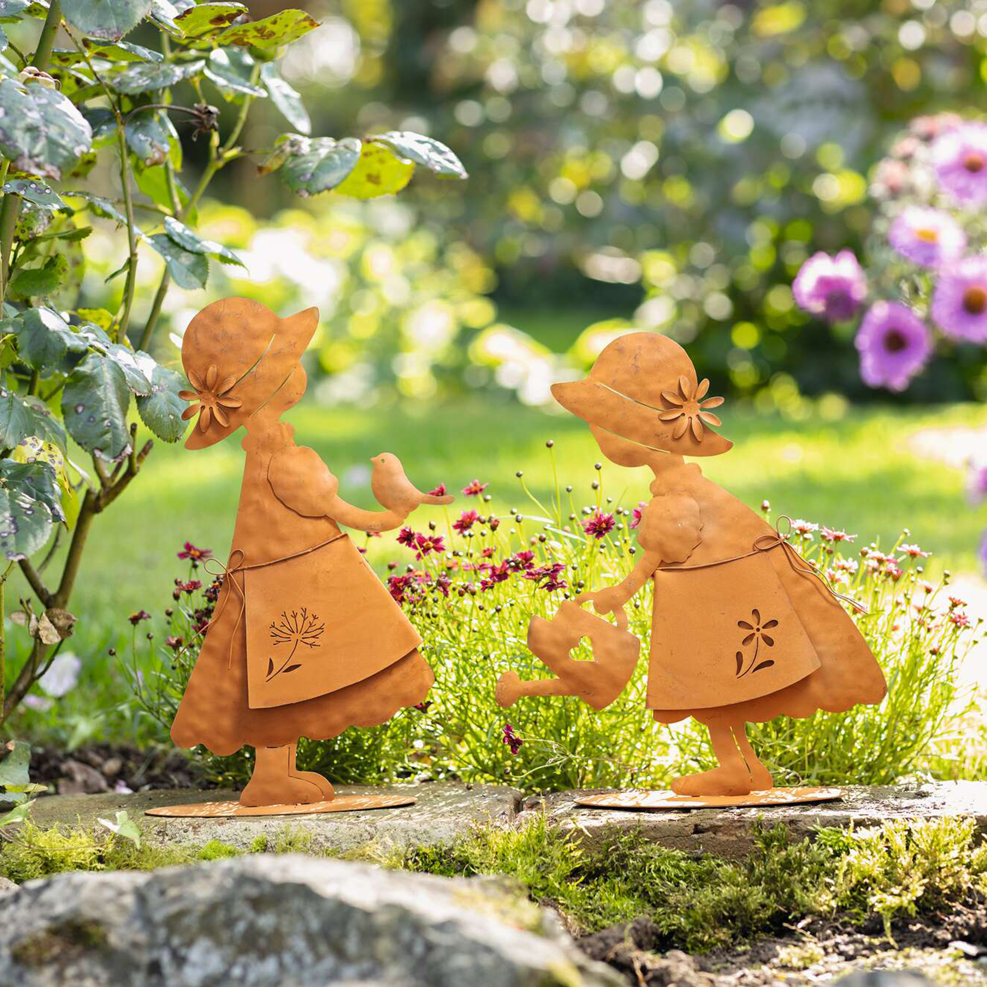 Acheter Lot de 2 figurines décoratives "fillettes"  dans la boutique en ligne de Frank Flechtwaren