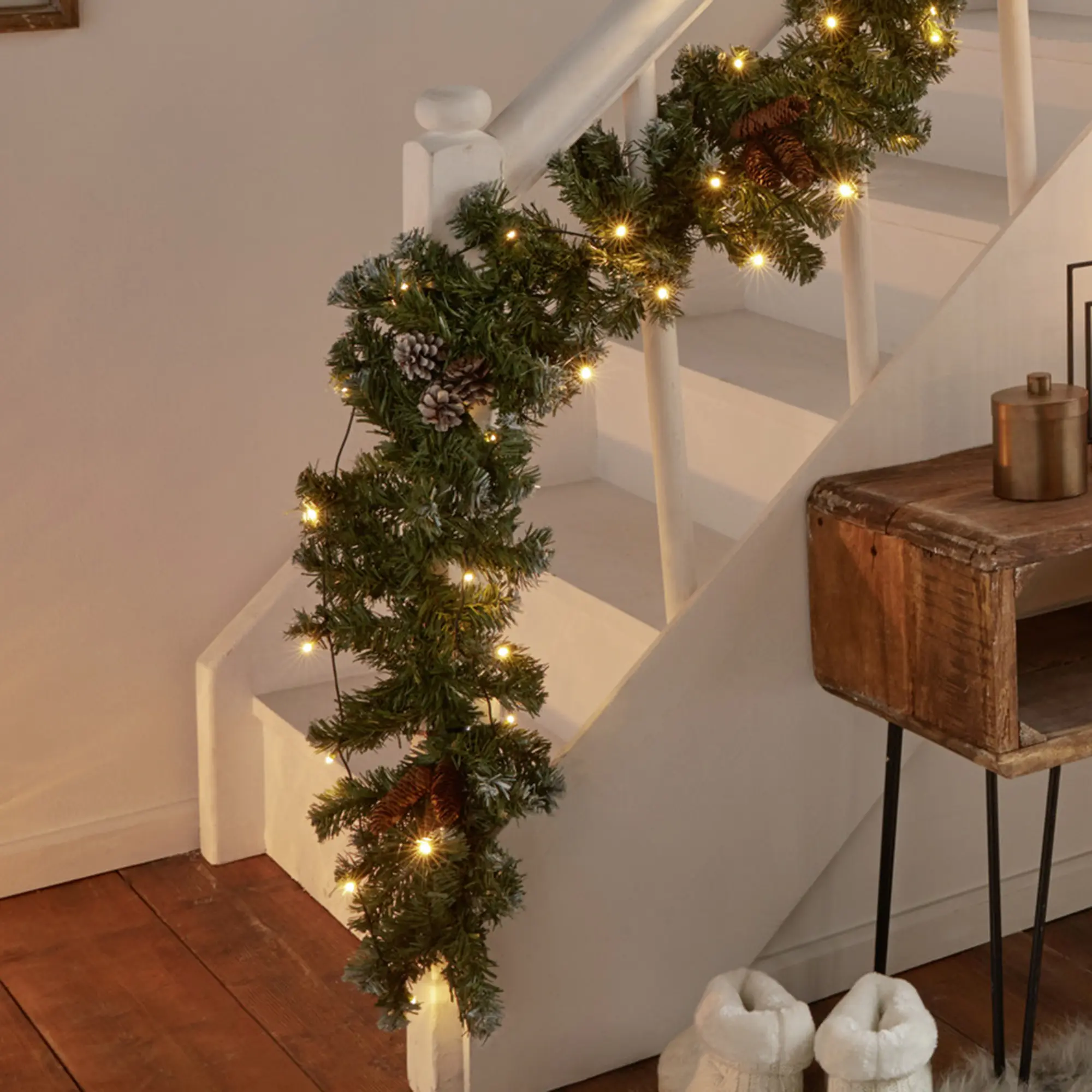 Acheter Guirlande de sapin LED "forêt d'hiver" dans la boutique en ligne de Frank Flechtwaren pour Noël Acheter Guirlande de sapin LED "forêt d'hiver" dans la boutique en ligne de Frank Flechtwaren pour Noël