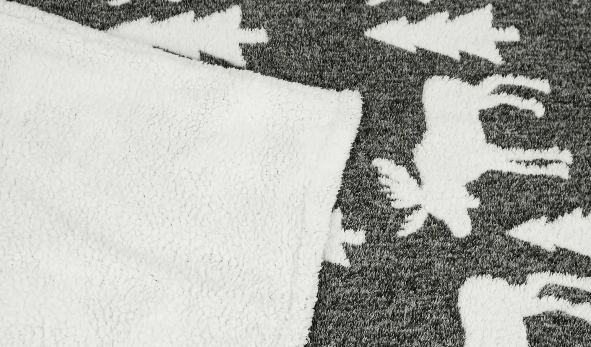 Acheter Couverture douillette "élan"  dans la boutique en ligne de Frank Flechtwaren pour Plaids &amp; Couvertures