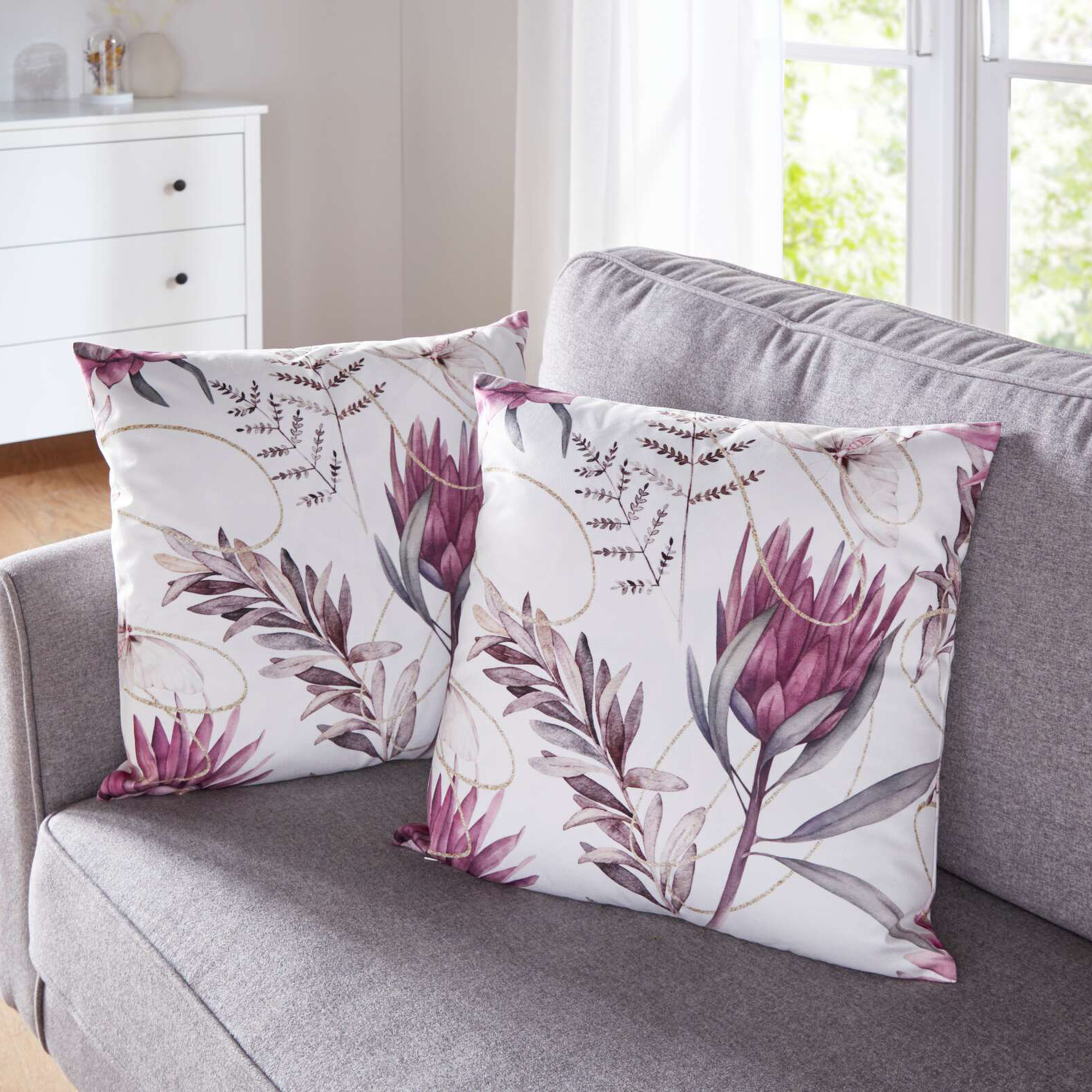 Acheter Lot de 2 housses de coussin "fleur"  dans la boutique en ligne de Frank Flechtwaren