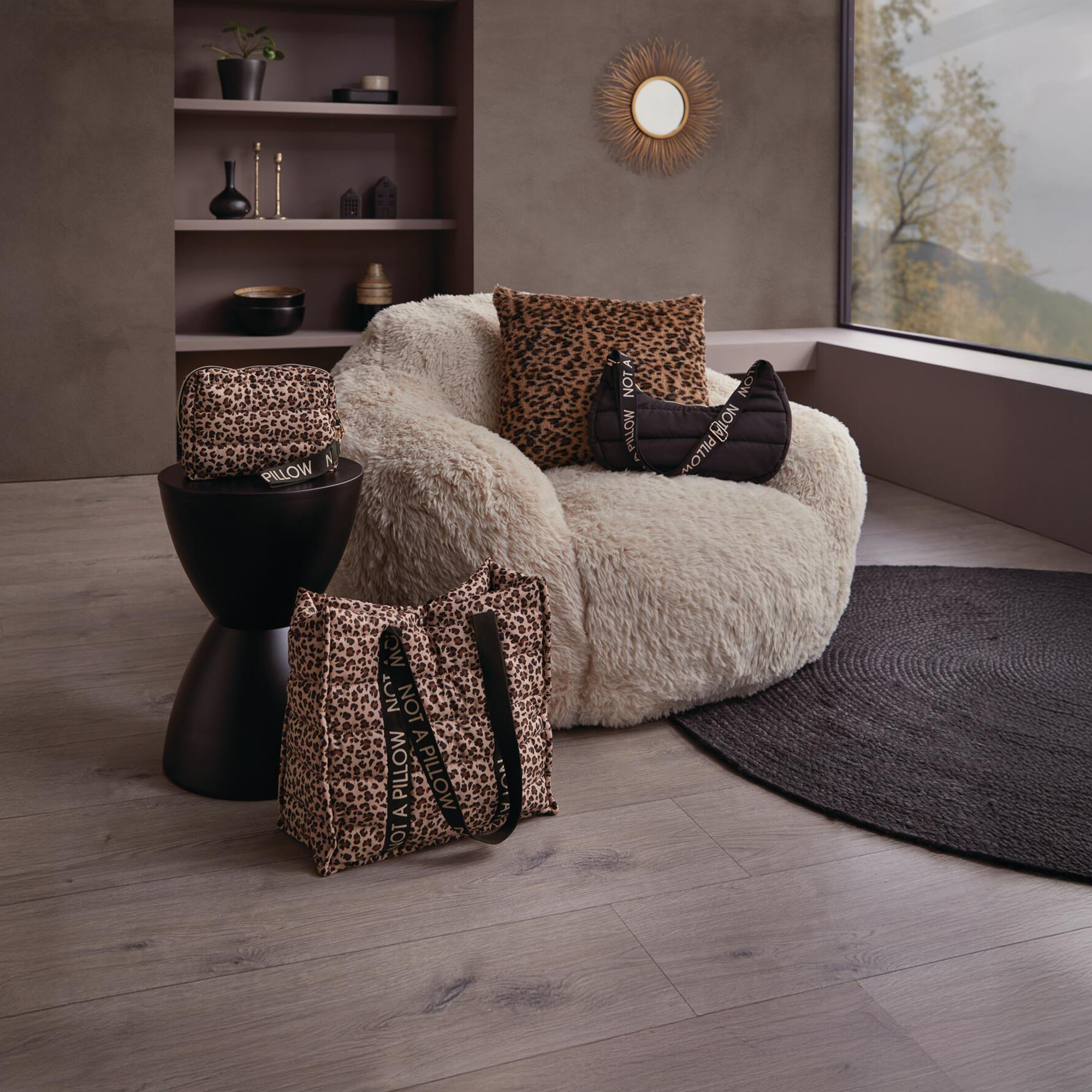 Acheter Sac à main "Not a pillow"  dans la boutique en ligne de Frank Flechtwaren pour Sacs