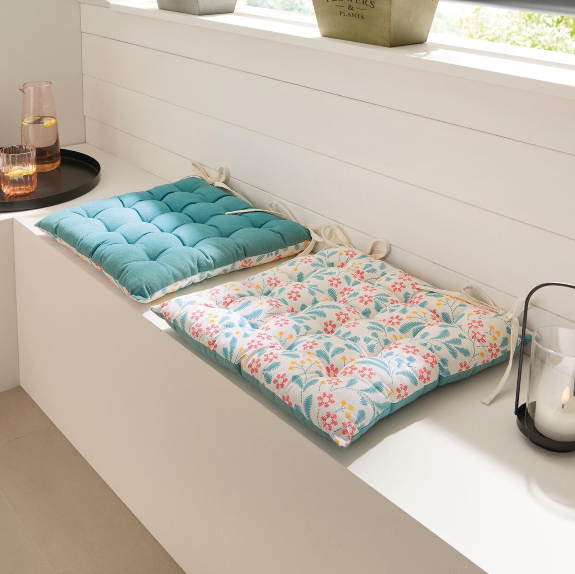 Acheter Lot de 2 coussins d'assise "Blossom"  dans la boutique en ligne de Frank Flechtwaren