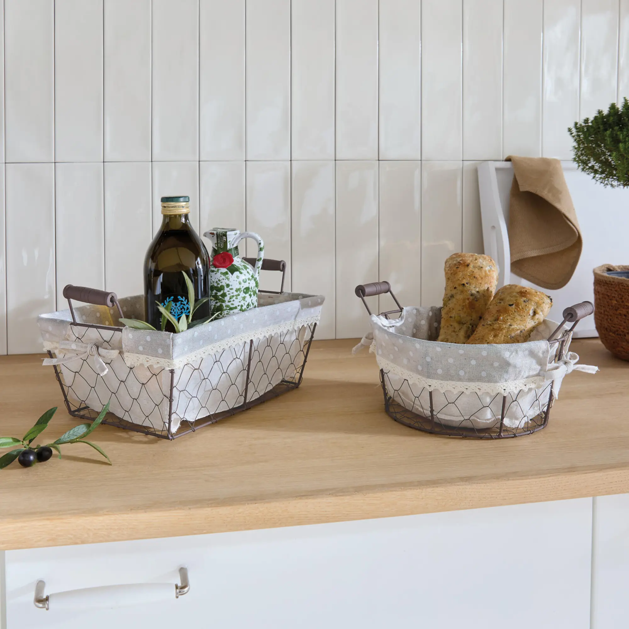 Acheter Panier de rangement "petits pois", rectangulaire  dans la boutique en ligne de Frank Flechtwaren pour Cuisine