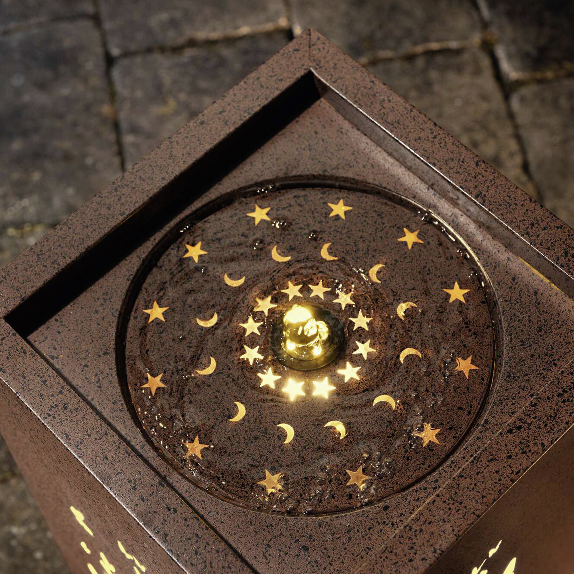 Acheter Fontaine LED "prairie fleurie" dans la boutique en ligne de Frank Flechtwaren pour Idées cadeaux Acheter Fontaine LED "prairie fleurie" dans la boutique en ligne de Frank Flechtwaren pour Idées cadeaux