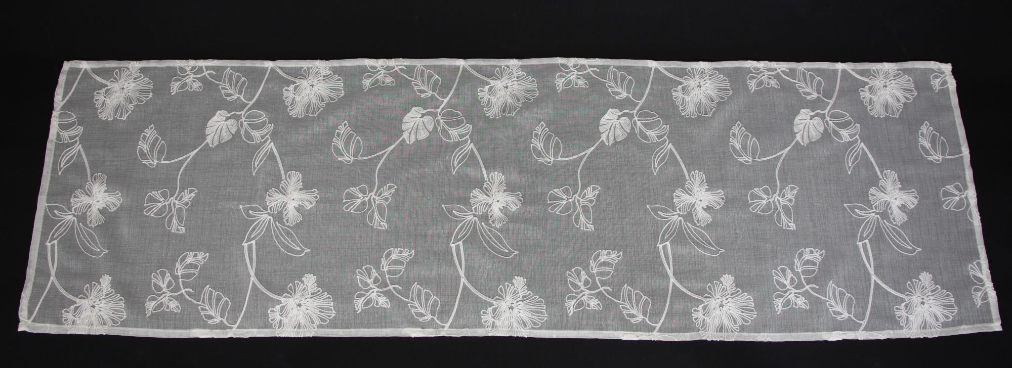 Acheter Chemin de table "fleurs blanches" dans la boutique en ligne de Frank Flechtwaren pour Cuisine Acheter Chemin de table "fleurs blanches" dans la boutique en ligne de Frank Flechtwaren pour Cuisine