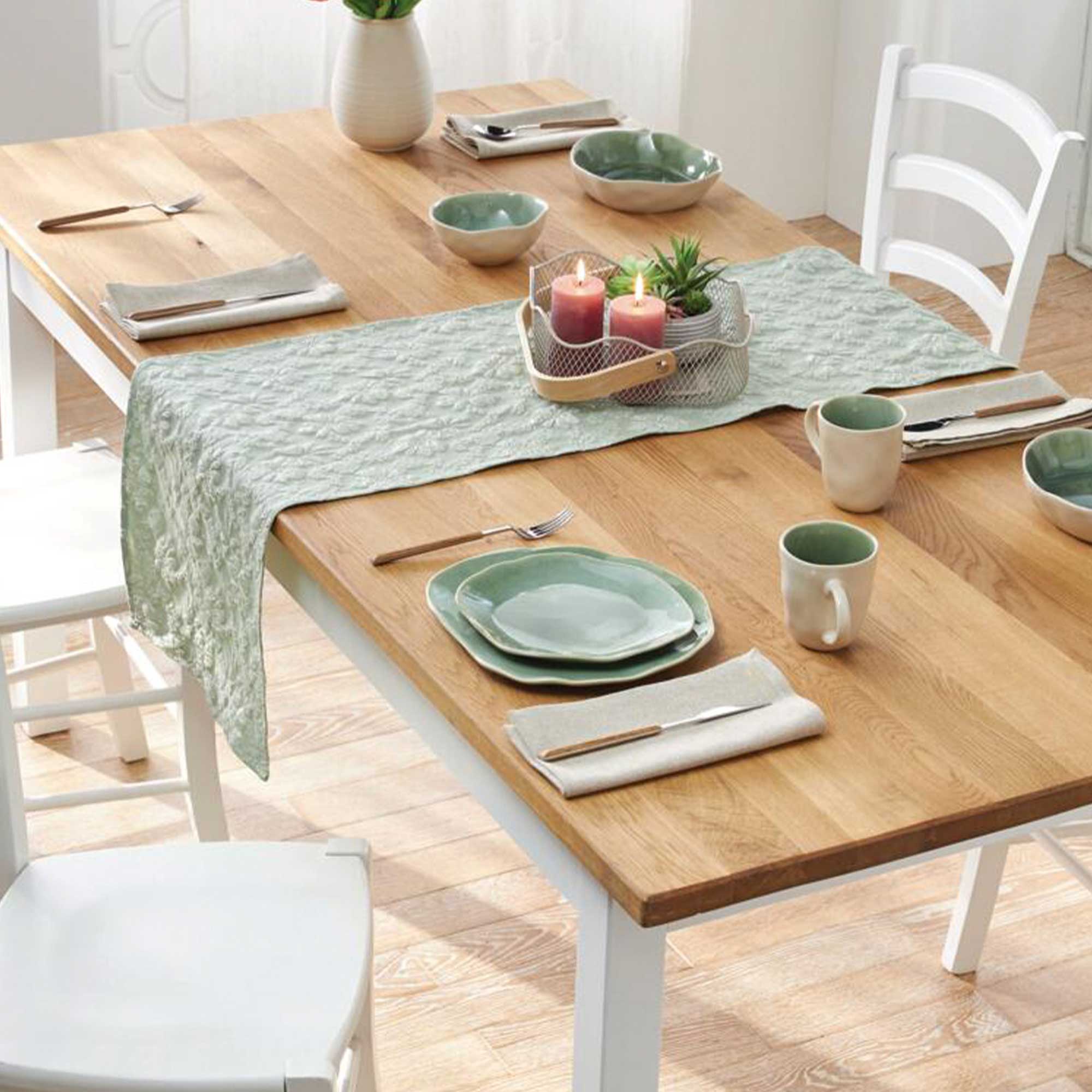 Acheter Chemin de table "vert tilleul"  dans la boutique en ligne de Frank Flechtwaren