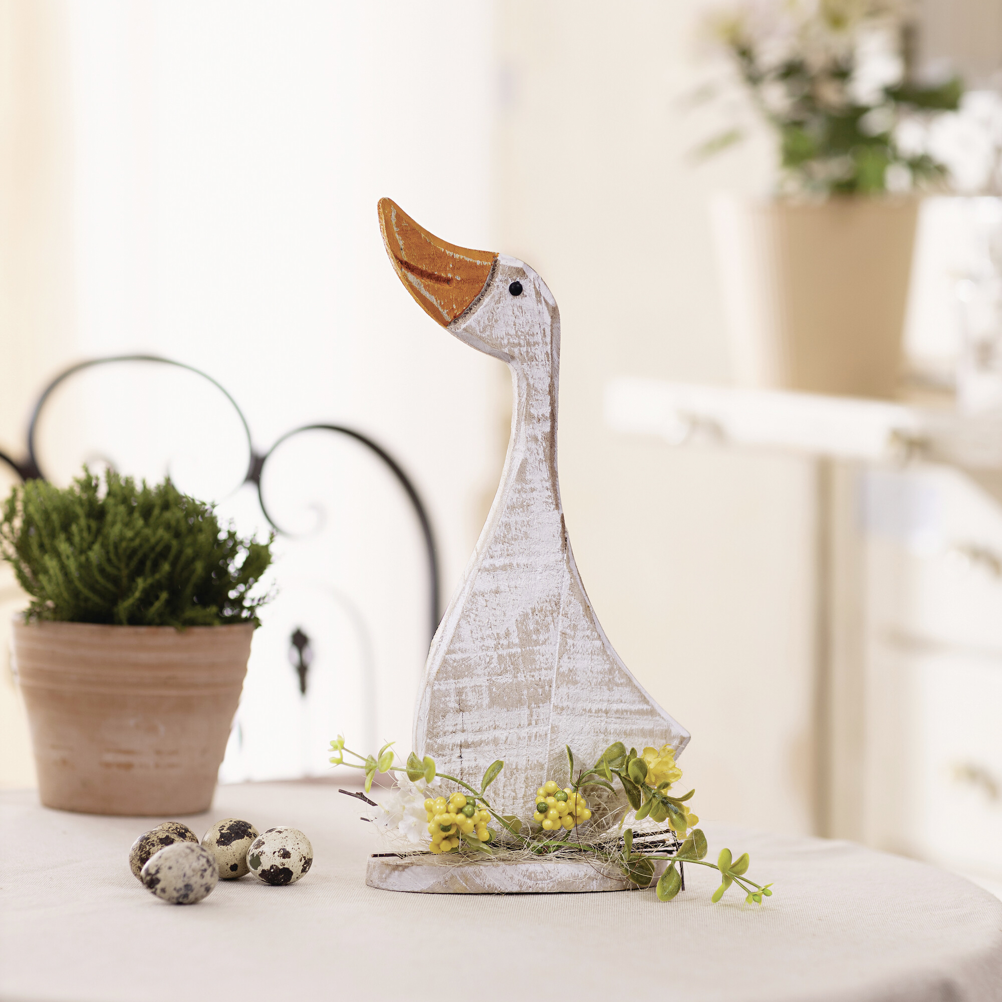 Acheter Figurine "oie printanière"  dans la boutique en ligne de Frank Flechtwaren