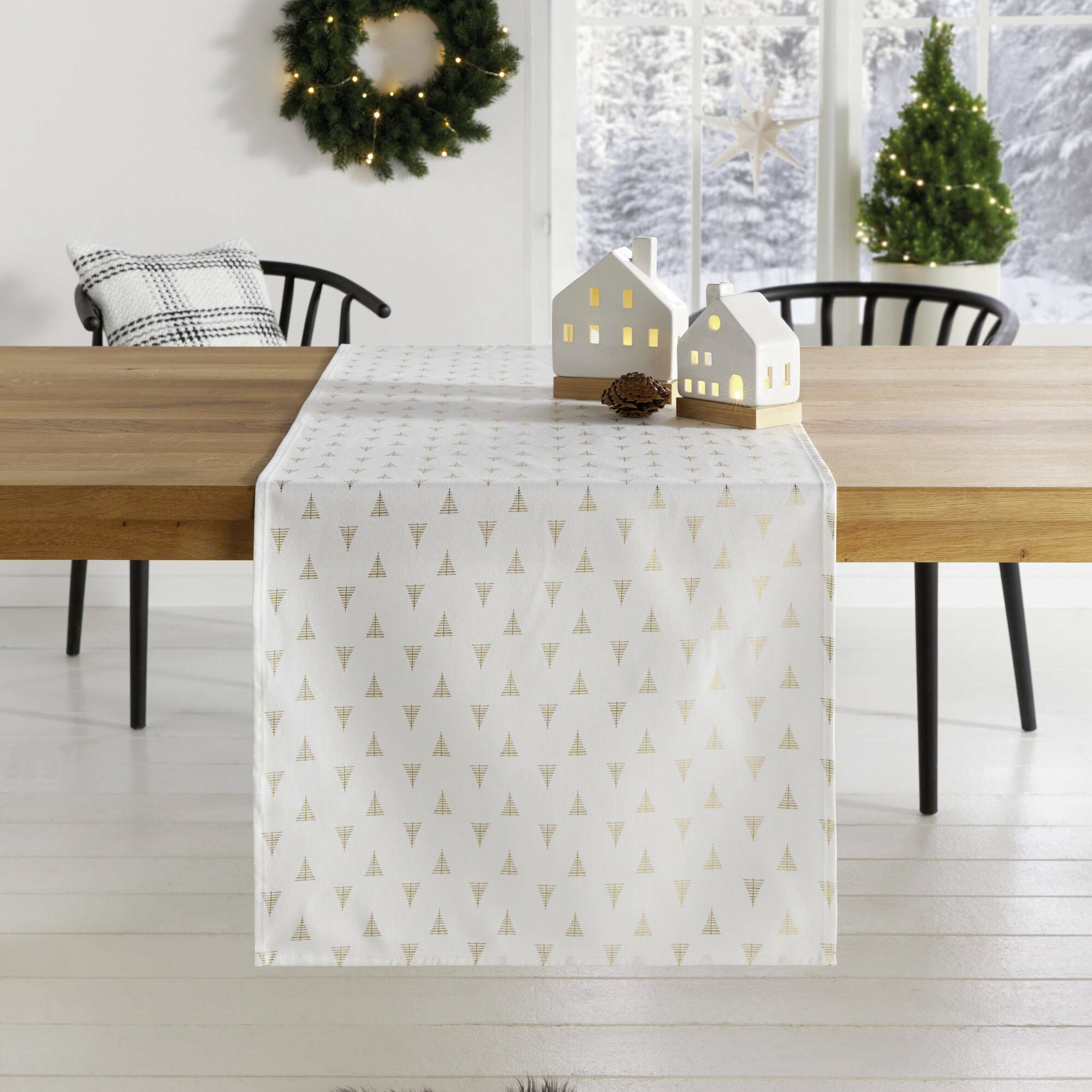 Acheter Chemin de table "Trees" dans la boutique en ligne de Frank Flechtwaren pour Noël Acheter Chemin de table "Trees" dans la boutique en ligne de Frank Flechtwaren pour Noël