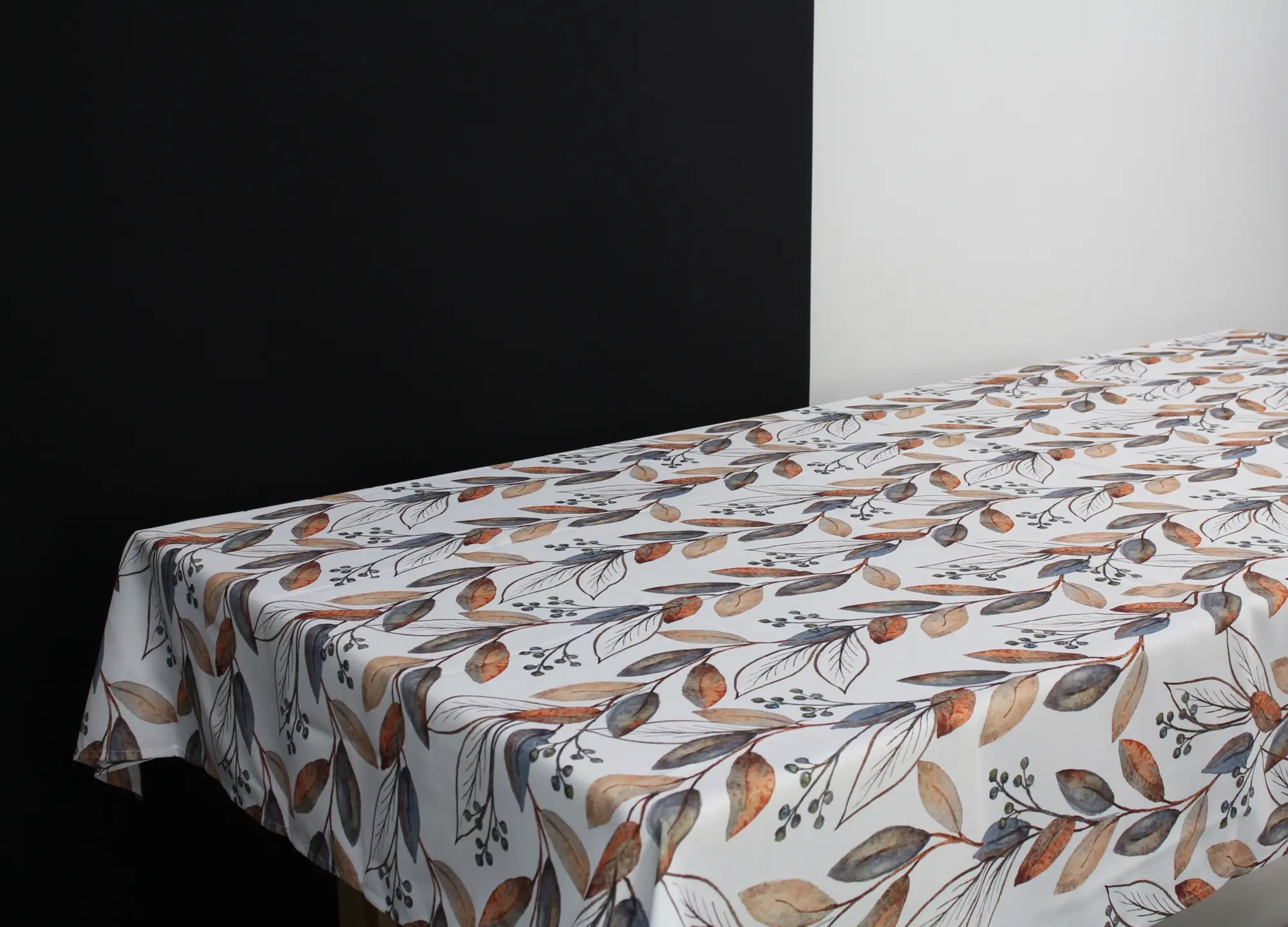 Acheter Nappe "guirlande de feuilles"  dans la boutique en ligne de Frank Flechtwaren pour Grandes Nappes