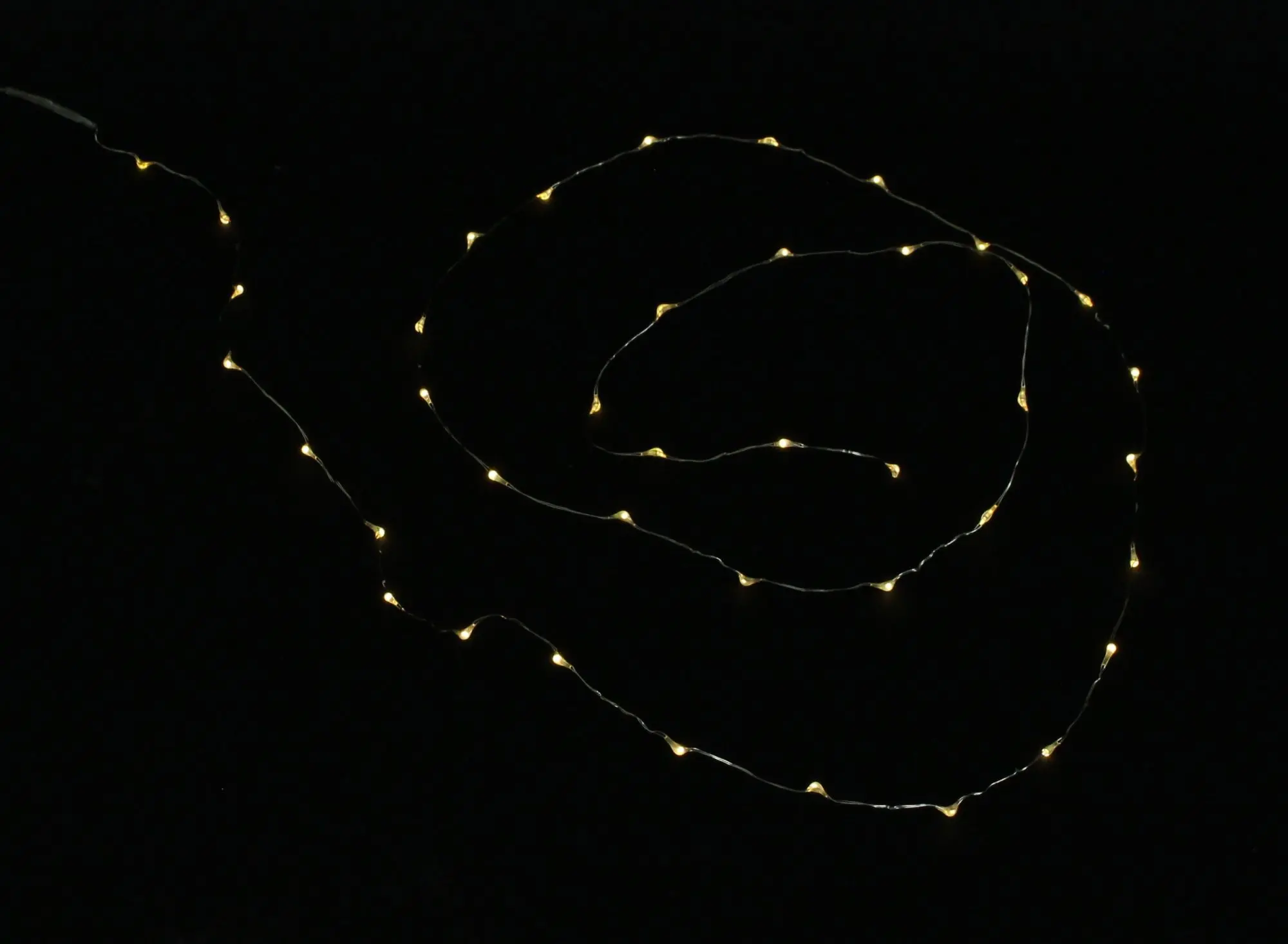 Acheter Fil LED lumineux "effets spéciaux"  dans la boutique en ligne de Frank Flechtwaren pour Pâques