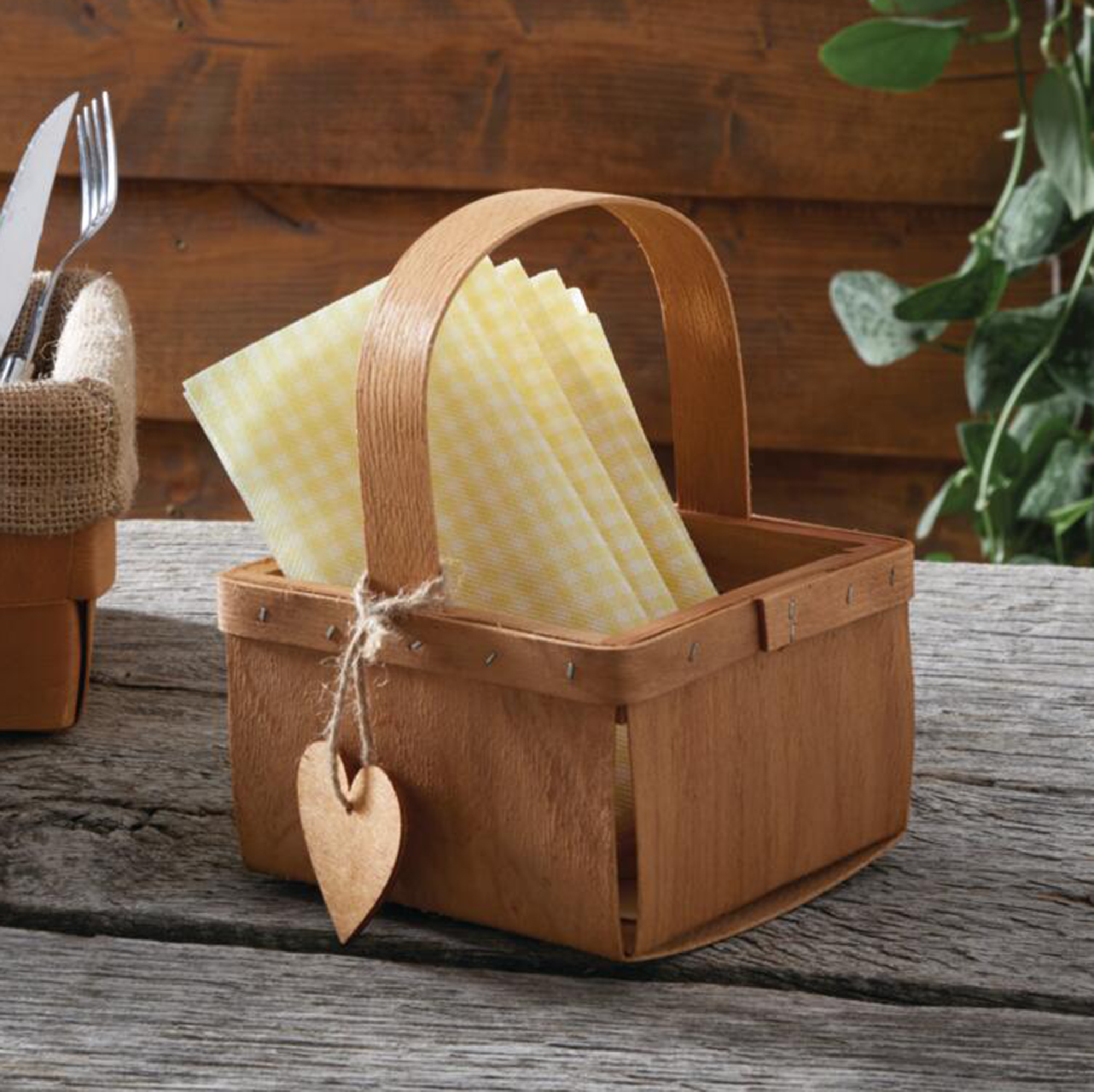 Acheter Panier à anses "petit coeur", PM  dans la boutique en ligne de Frank Flechtwaren pour Corbeilles en osier