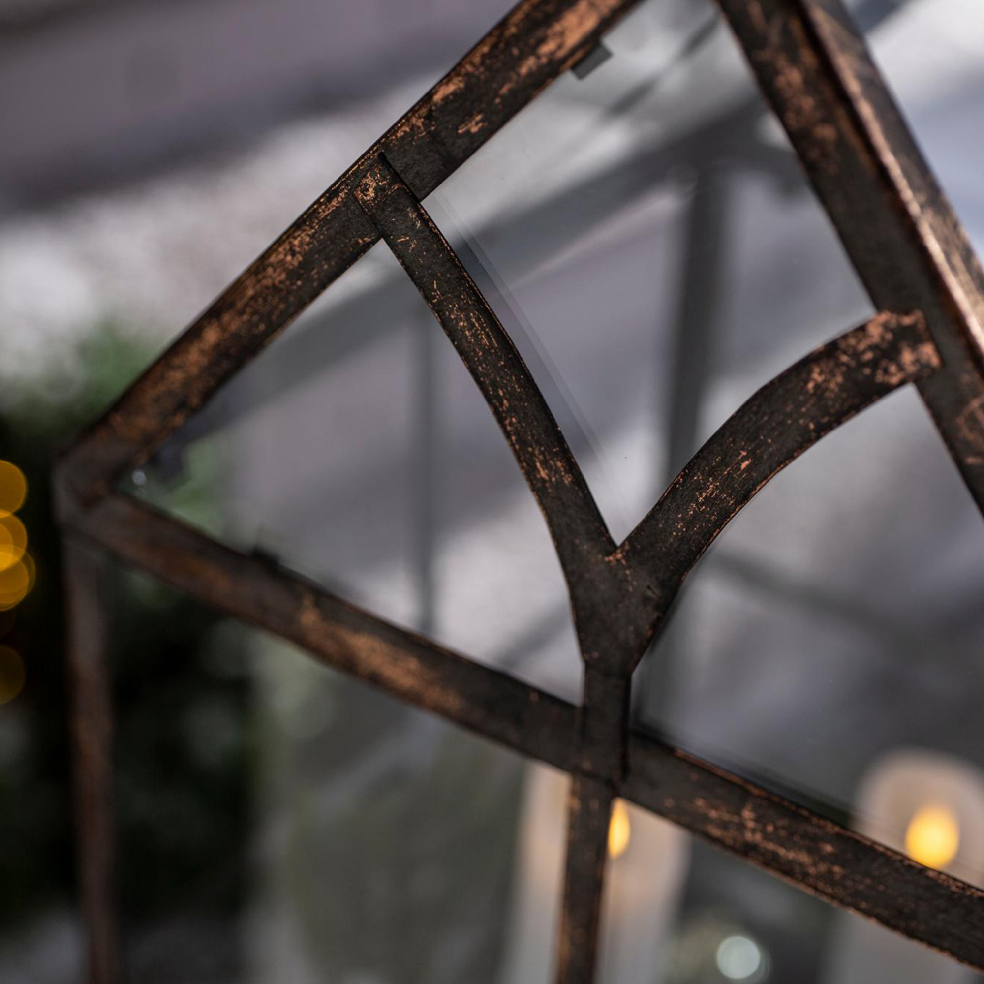 Acheter Serre décorative « Metallic Vintage » dans la boutique en ligne de Frank Flechtwaren pour Maison, Maisonette &amp; co.