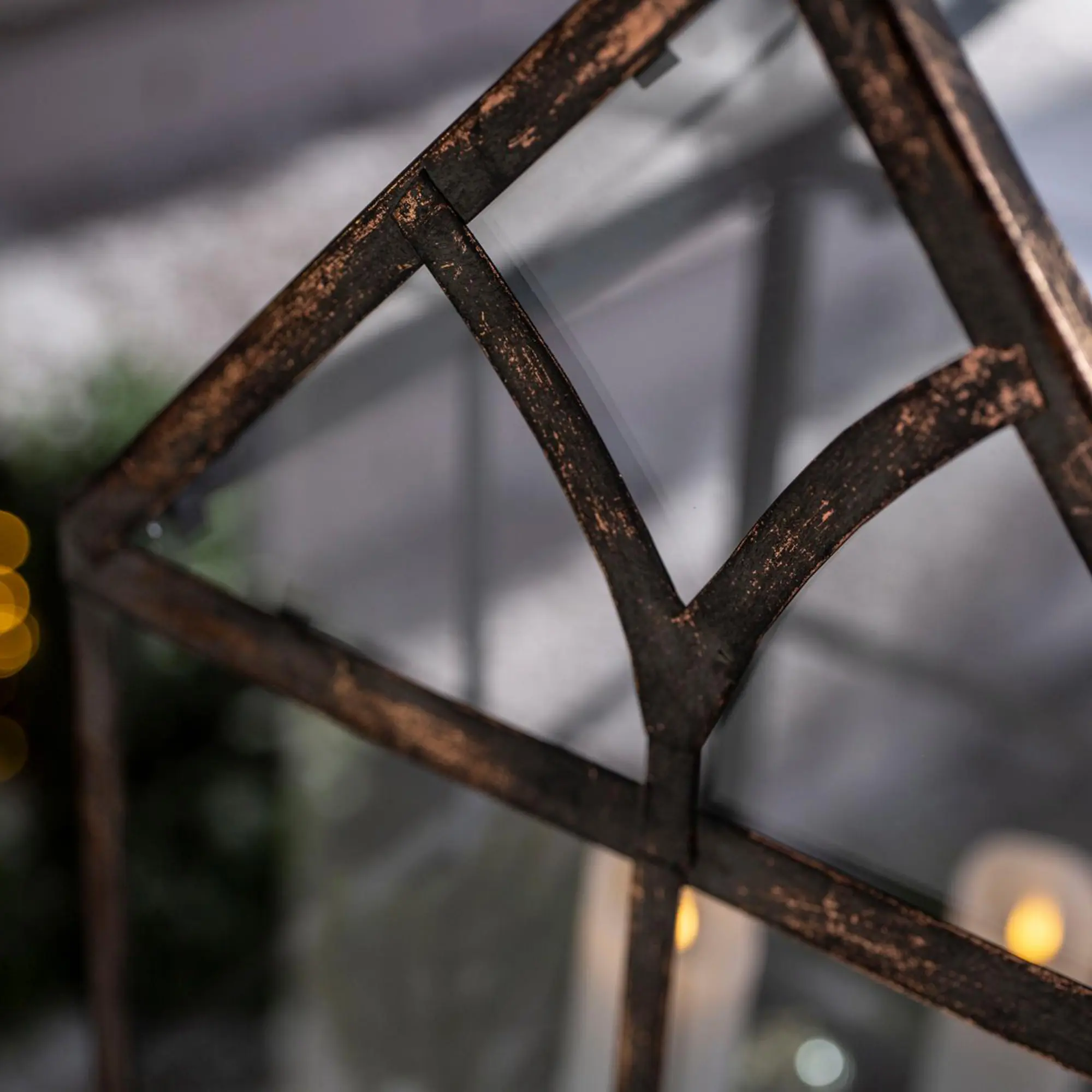 Acheter Serre décorative « Metallic Vintage » dans la boutique en ligne de Frank Flechtwaren pour Maisons décoratives