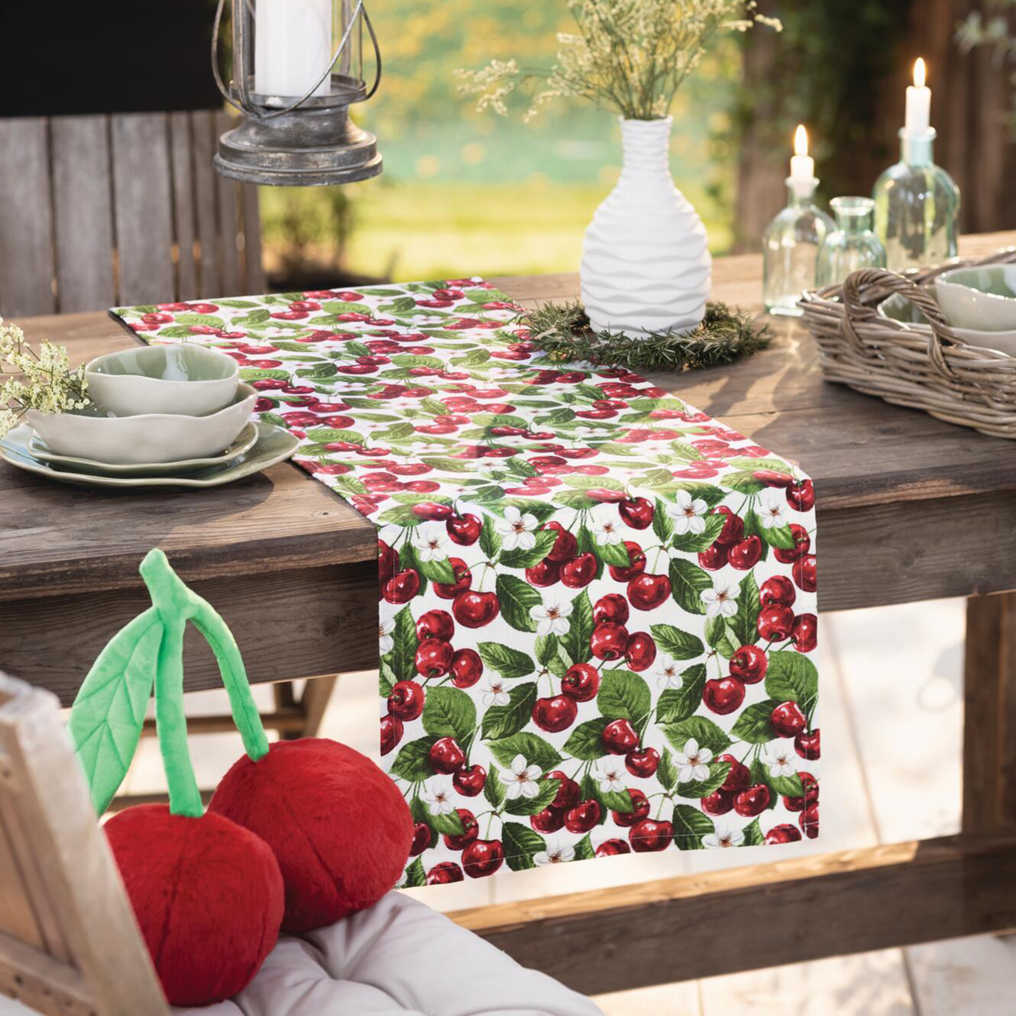 Acheter Chemin de table "délice de cerises"  dans la boutique en ligne de Frank Flechtwaren