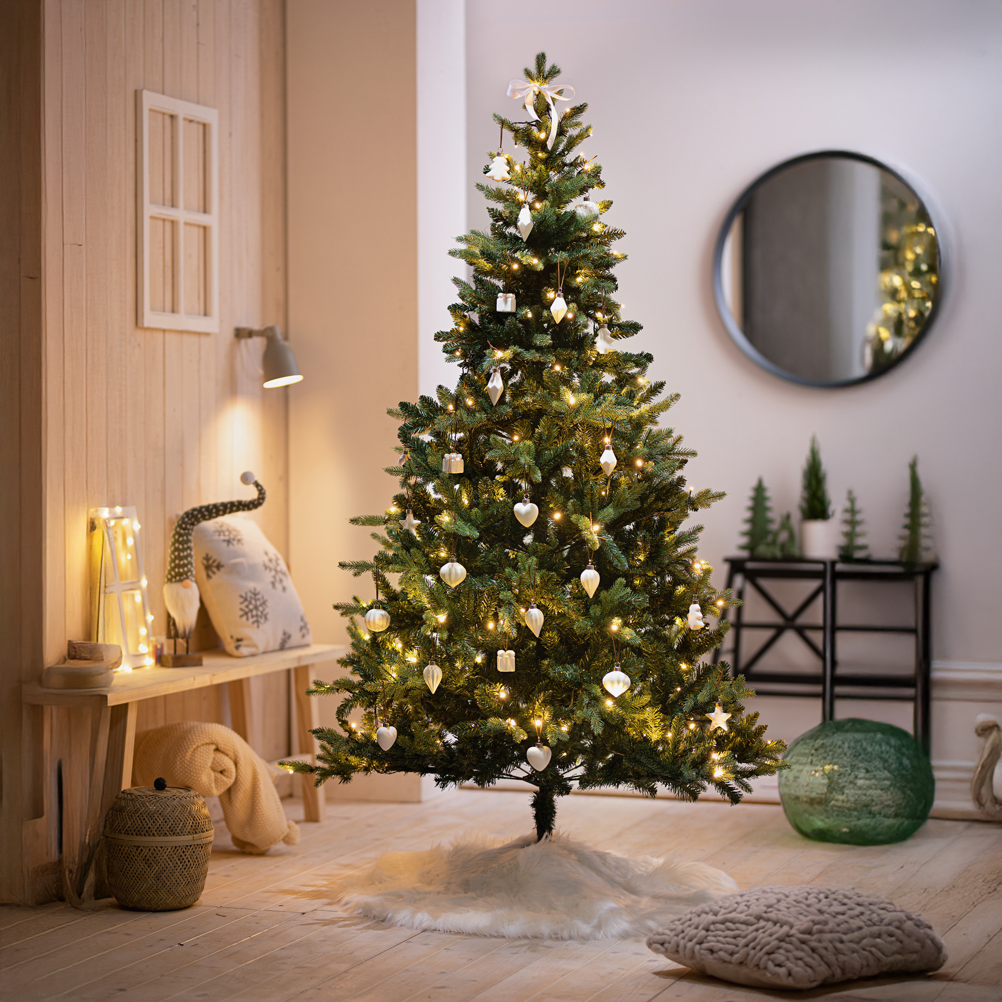 Acheter Couvre-pied de sapin "neige blance"  dans la boutique en ligne de Frank Flechtwaren pour Noël
