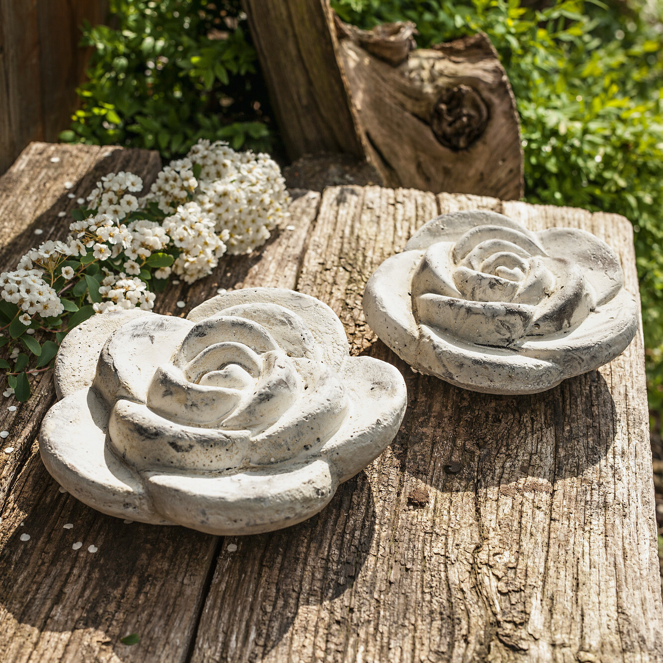 Acheter Lot de 2 fleurs en ciment "rose"  dans la boutique en ligne de Frank Flechtwaren