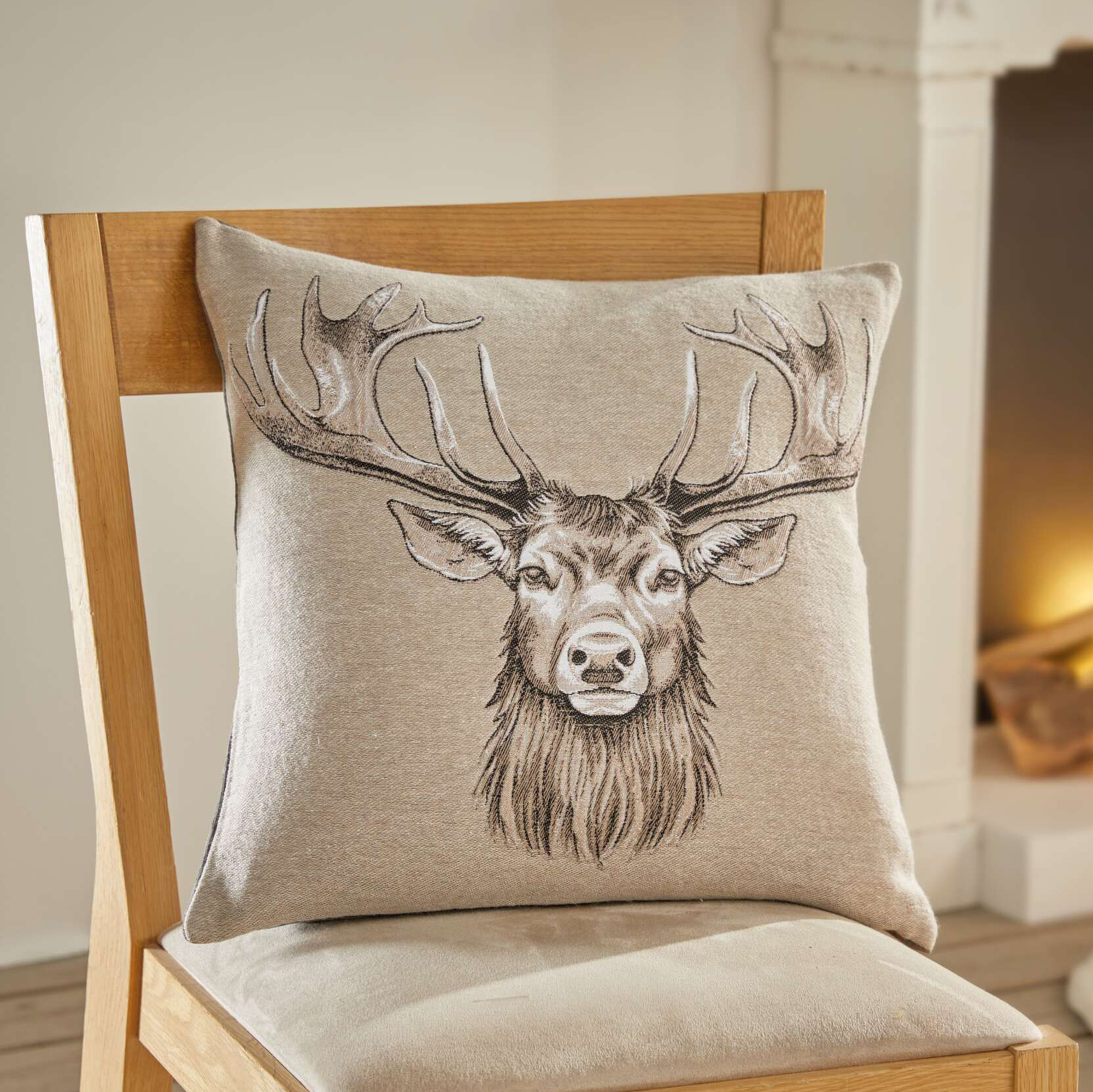 Acheter Housse de coussin "Cozy Deer"  dans la boutique en ligne de Frank Flechtwaren