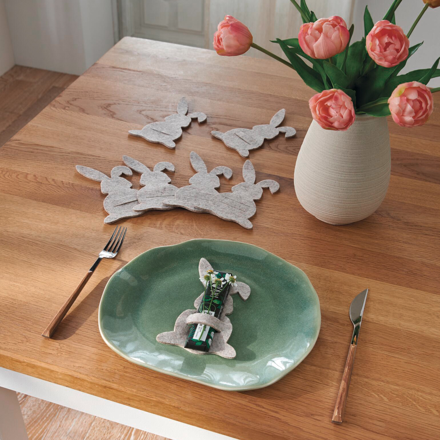 Acheter Lot de 8 pochettes couverts "Lapin"  dans la boutique en ligne de Frank Flechtwaren pour Nouvel arrivage