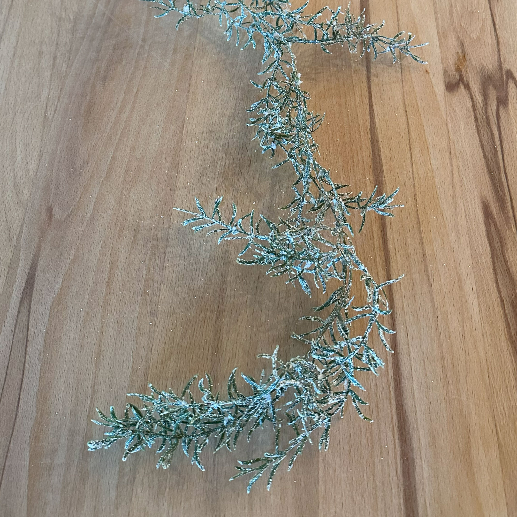 Acheter Guirlande glacée "scintillante"  dans la boutique en ligne de Frank Flechtwaren