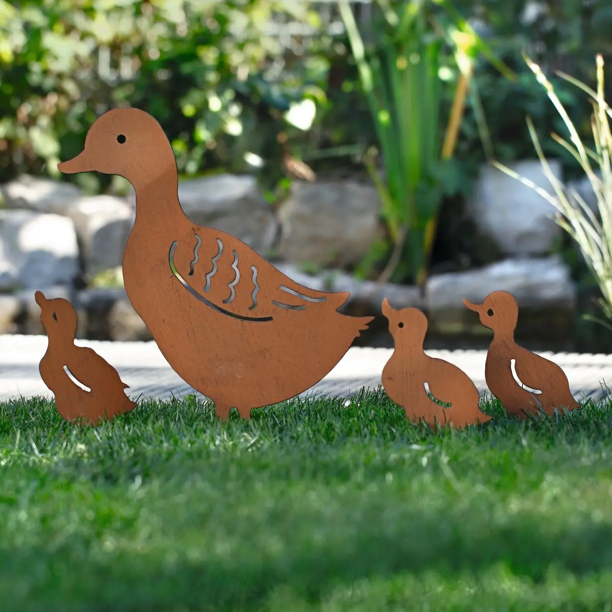 Acheter Lot de 4 pics "famille de canards"  dans la boutique en ligne de Frank Flechtwaren