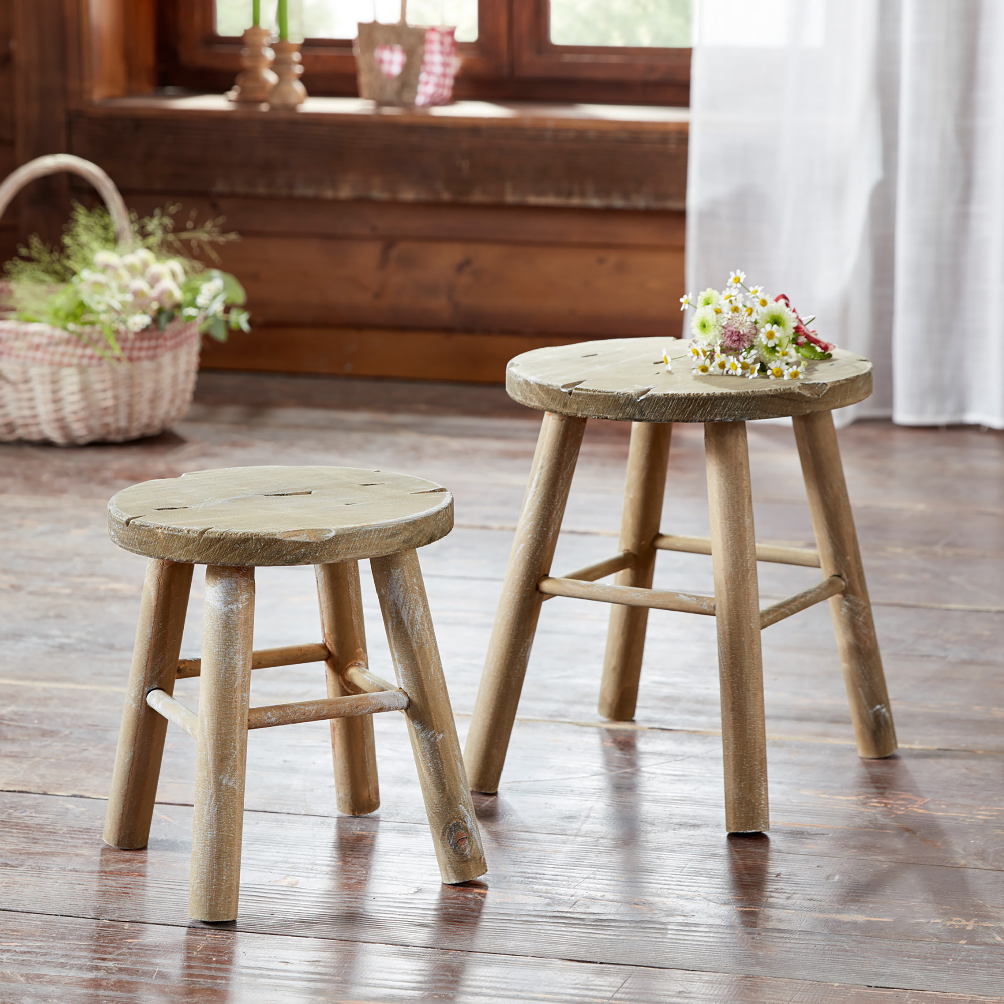 Acheter Lot de 2 tabourets en bois "rond"  dans la boutique en ligne de Frank Flechtwaren