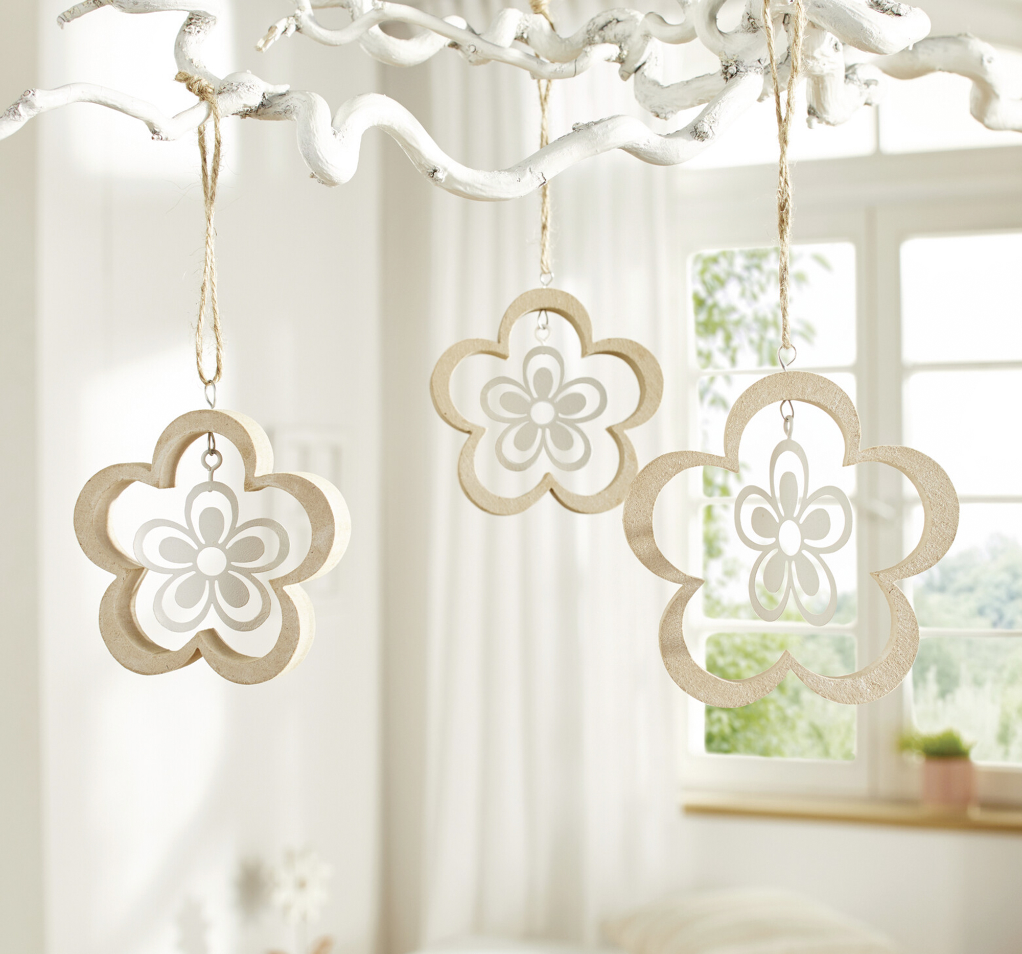 Acheter Lot de 3 suspensions "fleur"  dans la boutique en ligne de Frank Flechtwaren pour Pâques
