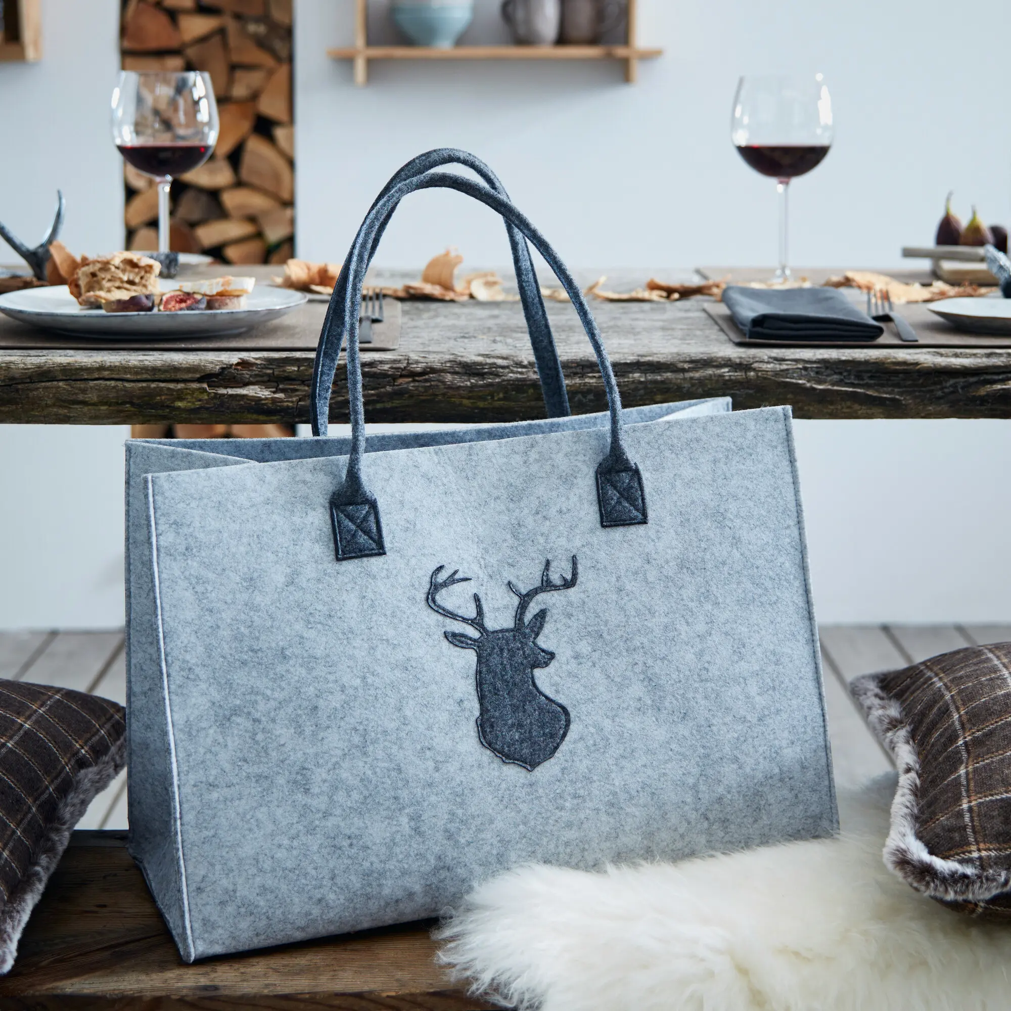 Acheter Sac en feutrine "cerf" dans la boutique en ligne de Frank Flechtwaren pour Sacs Acheter Sac en feutrine "cerf" dans la boutique en ligne de Frank Flechtwaren pour Sacs