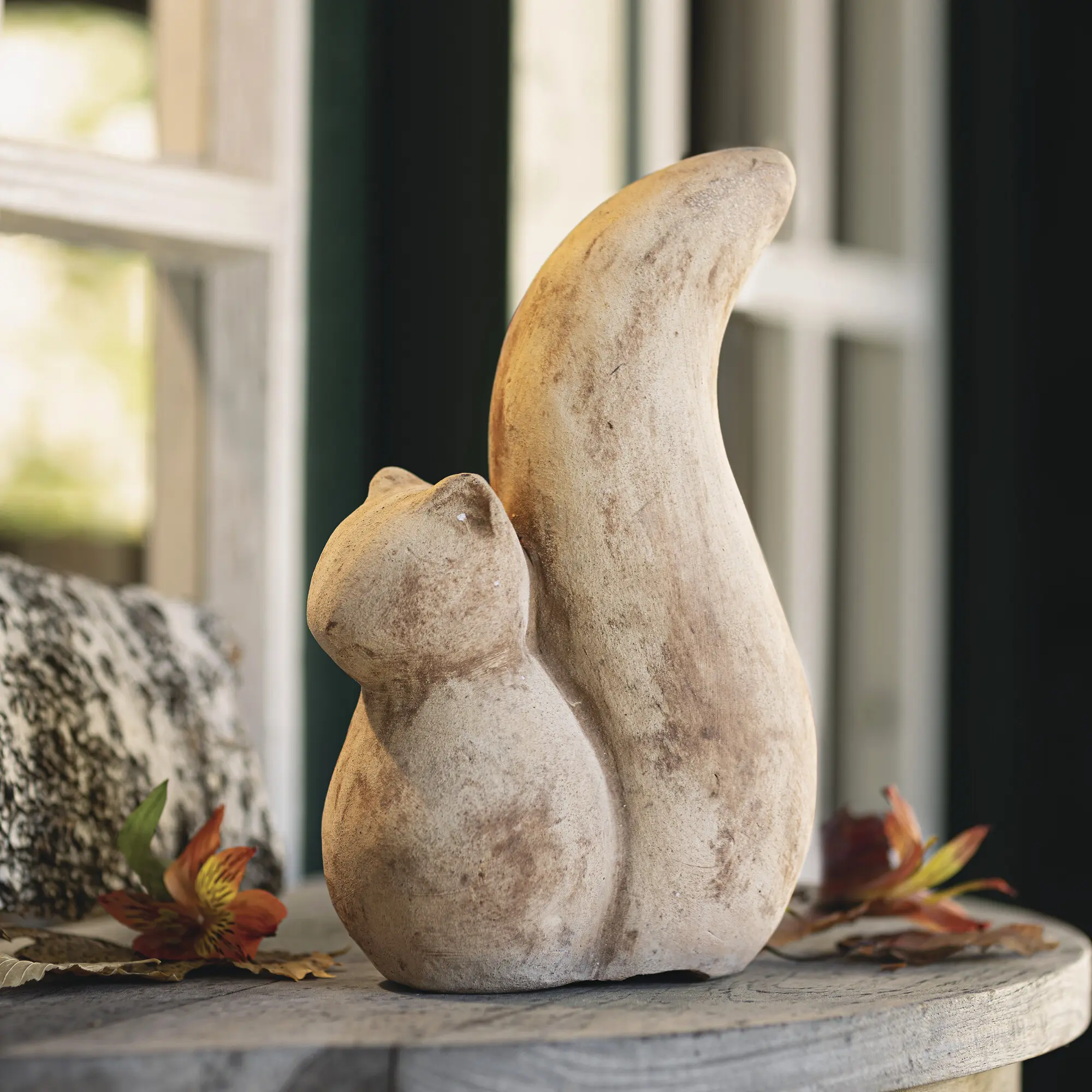 Acheter Écureuil en terre cuite "Emil"  dans la boutique en ligne de Frank Flechtwaren pour Automne