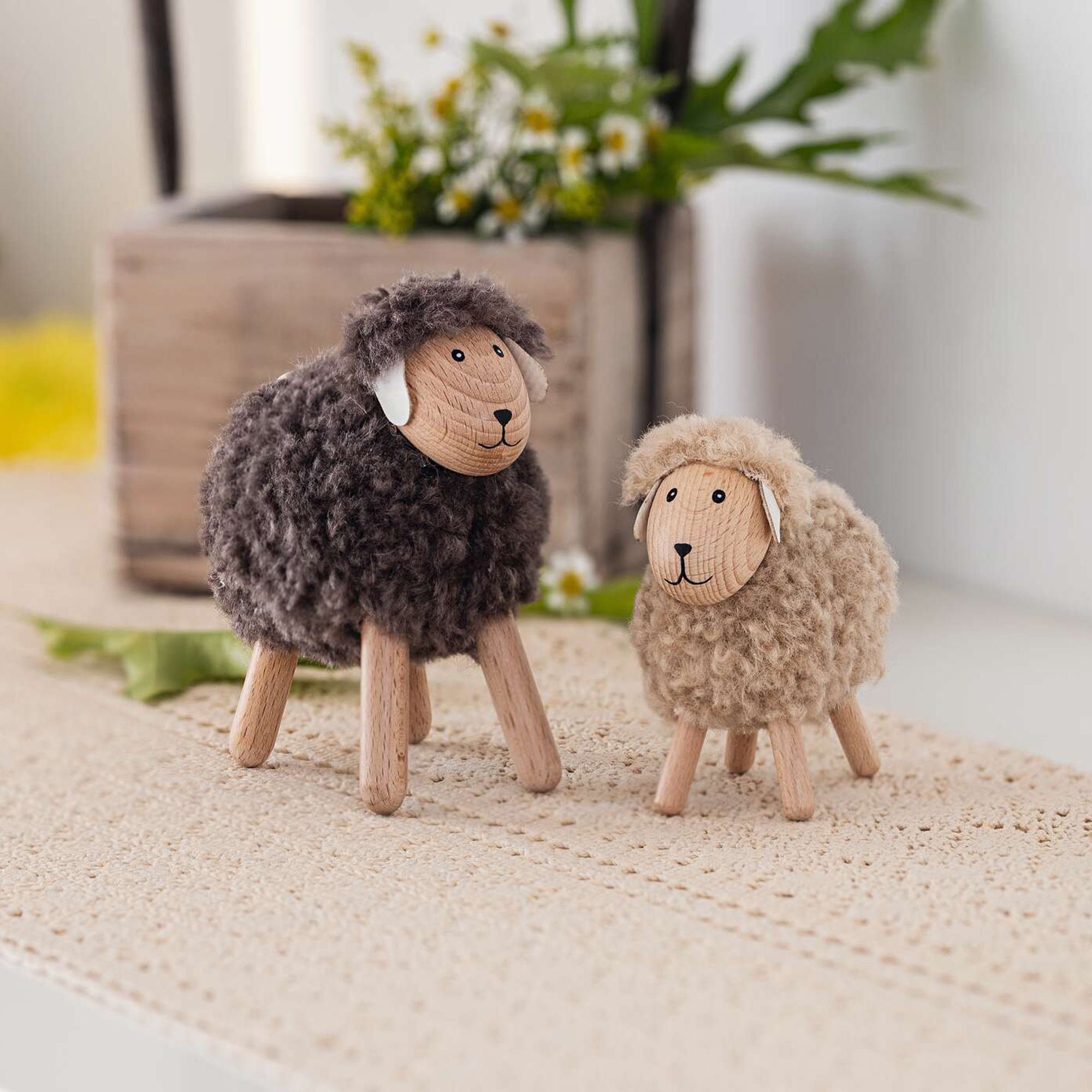 Acheter Lot de 2 moutons "grand &amp; petit"  dans la boutique en ligne de Frank Flechtwaren