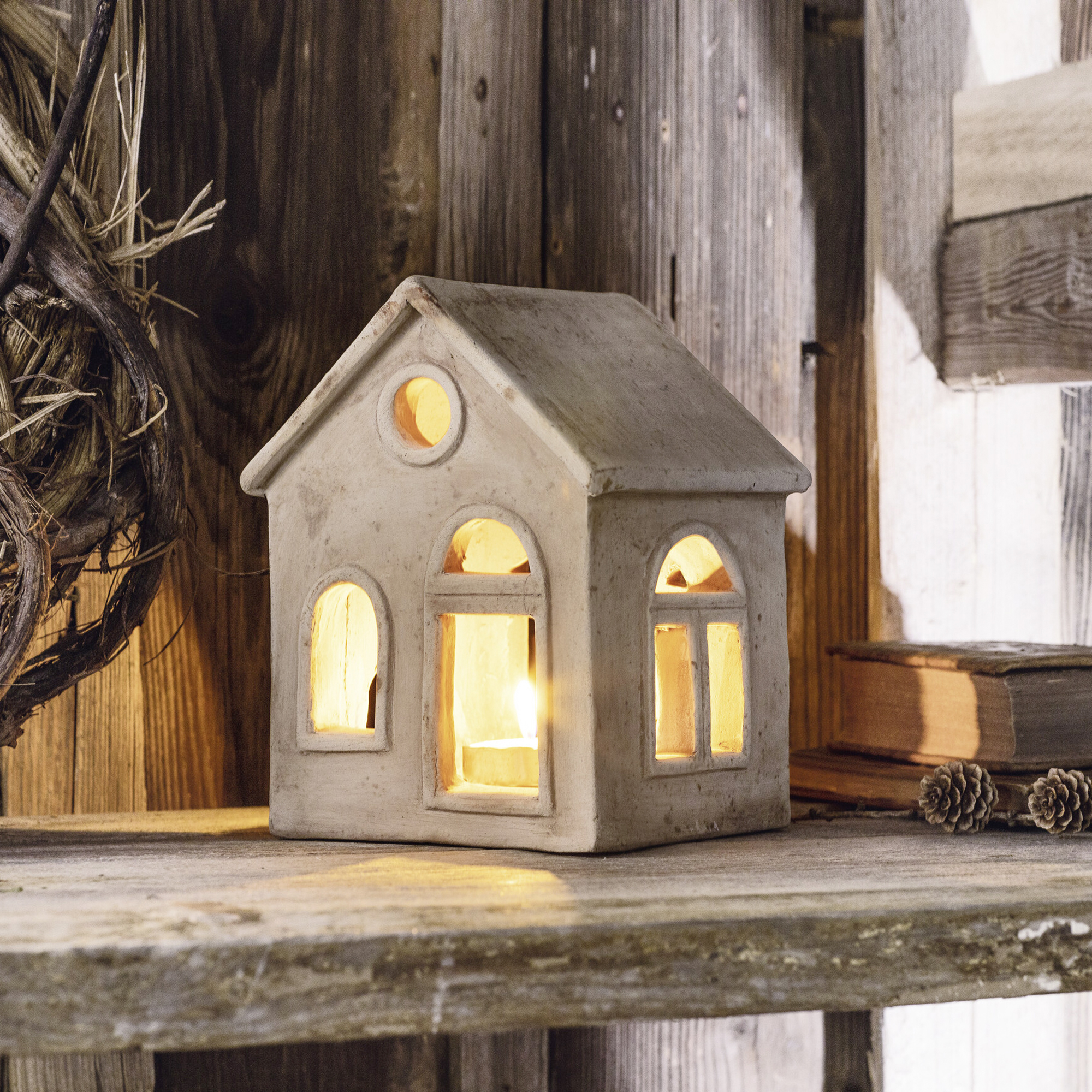 Acheter Maison en terre cuite "magie des lumières"  dans la boutique en ligne de Frank Flechtwaren