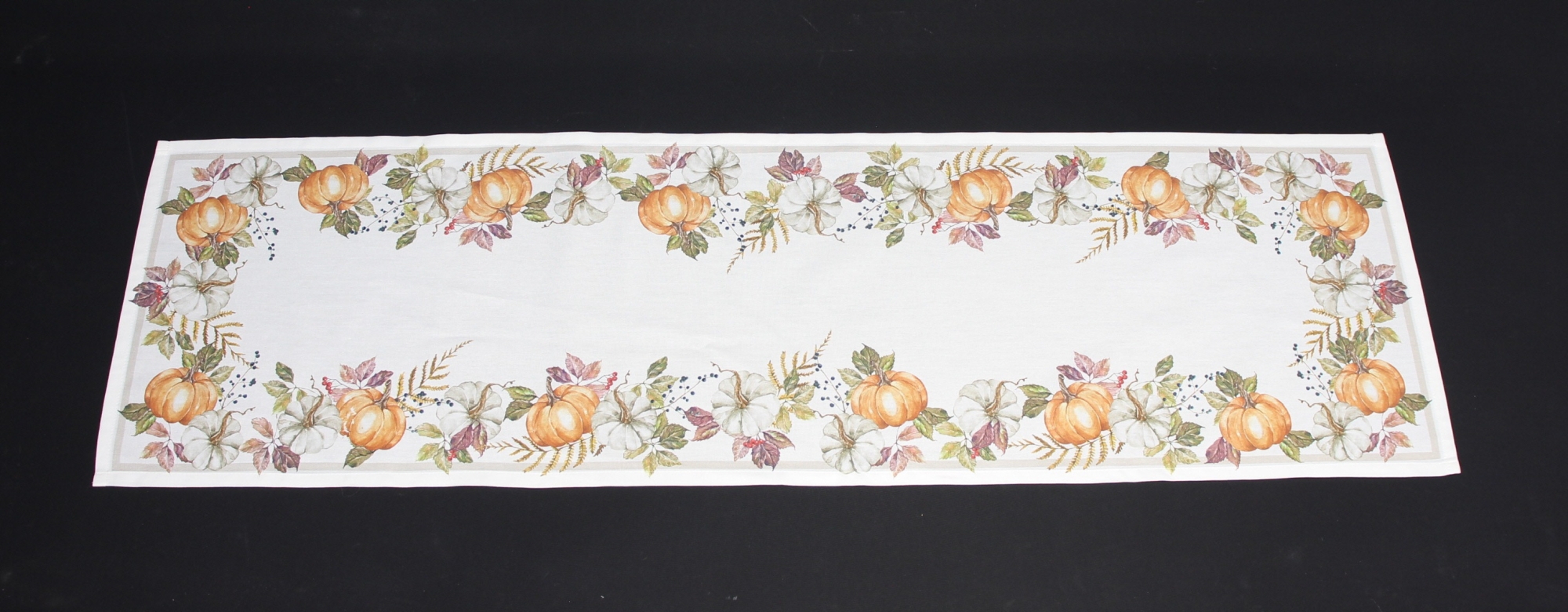 Acheter Chemin de table "saison des citrouilles"  dans la boutique en ligne de Frank Flechtwaren pour Série titre automne/hiver