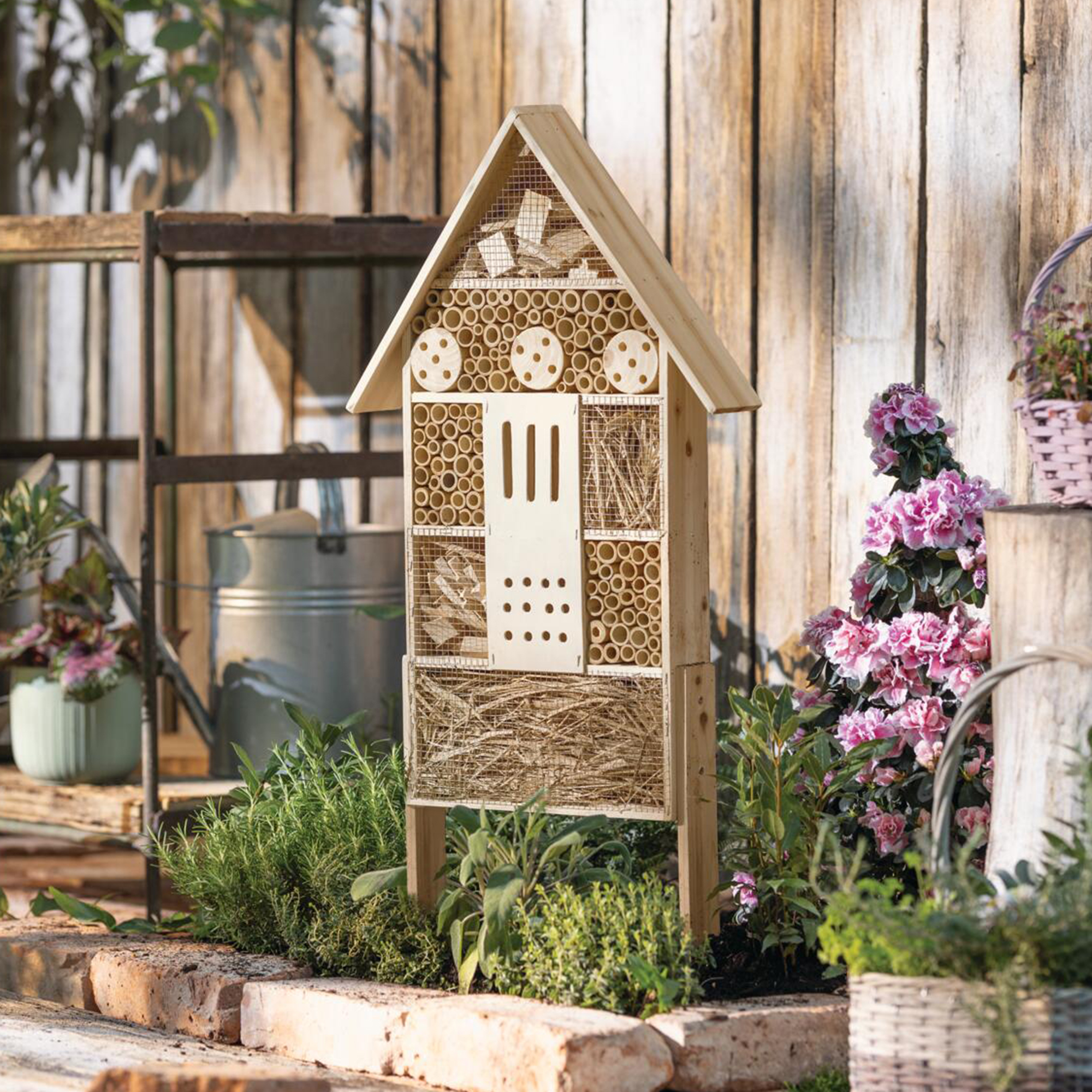 Acheter Hôtel à insectes "naturel"  dans la boutique en ligne de Frank Flechtwaren pour Décorations de jardin