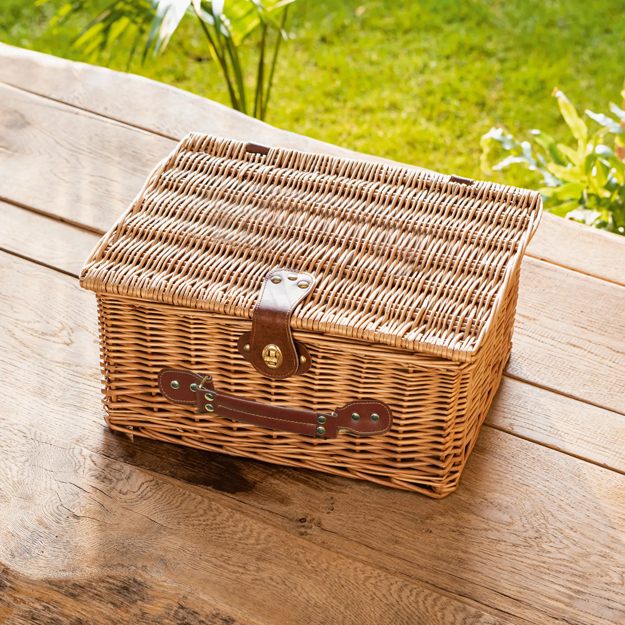 Acheter Panier pique-nique "duo" 16 pcs.  dans la boutique en ligne de Frank Flechtwaren pour Paniers pique-nique