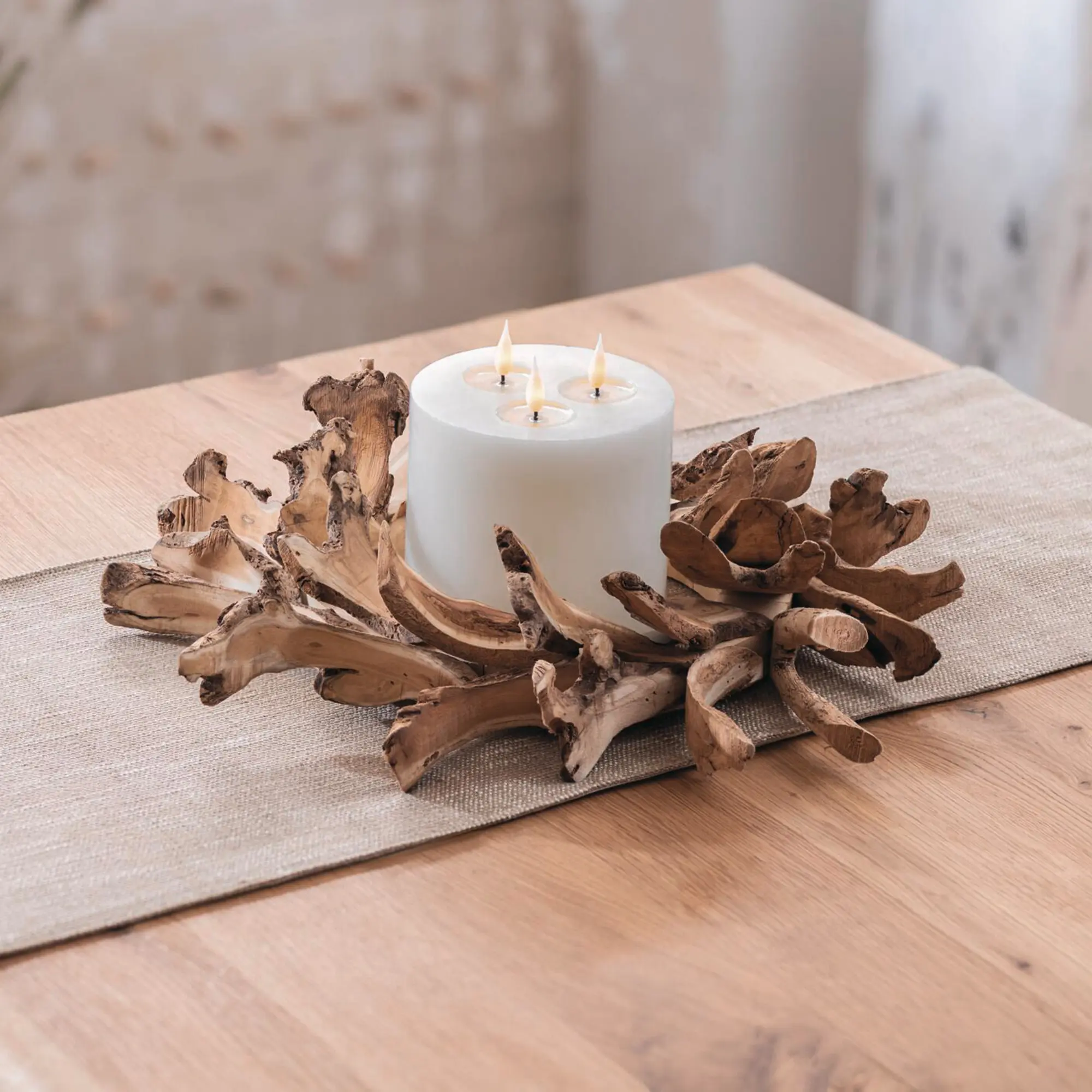 Acheter Couronne décorative "tranches de bois"  dans la boutique en ligne de Frank Flechtwaren