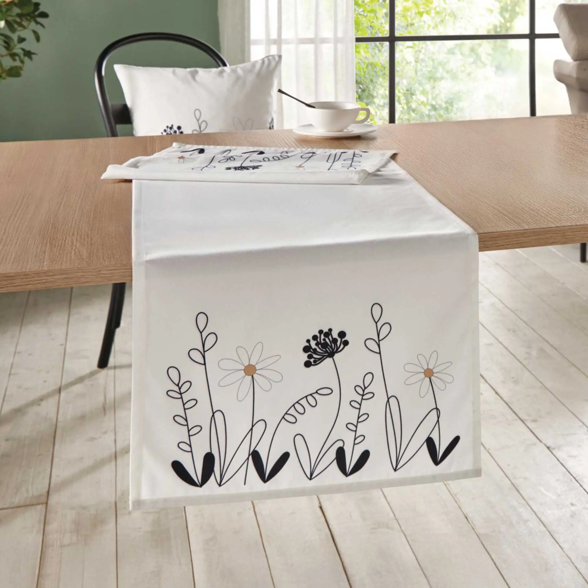 Acheter Chemin de table "prairie fleurie"  dans la boutique en ligne de Frank Flechtwaren pour Chemins de table