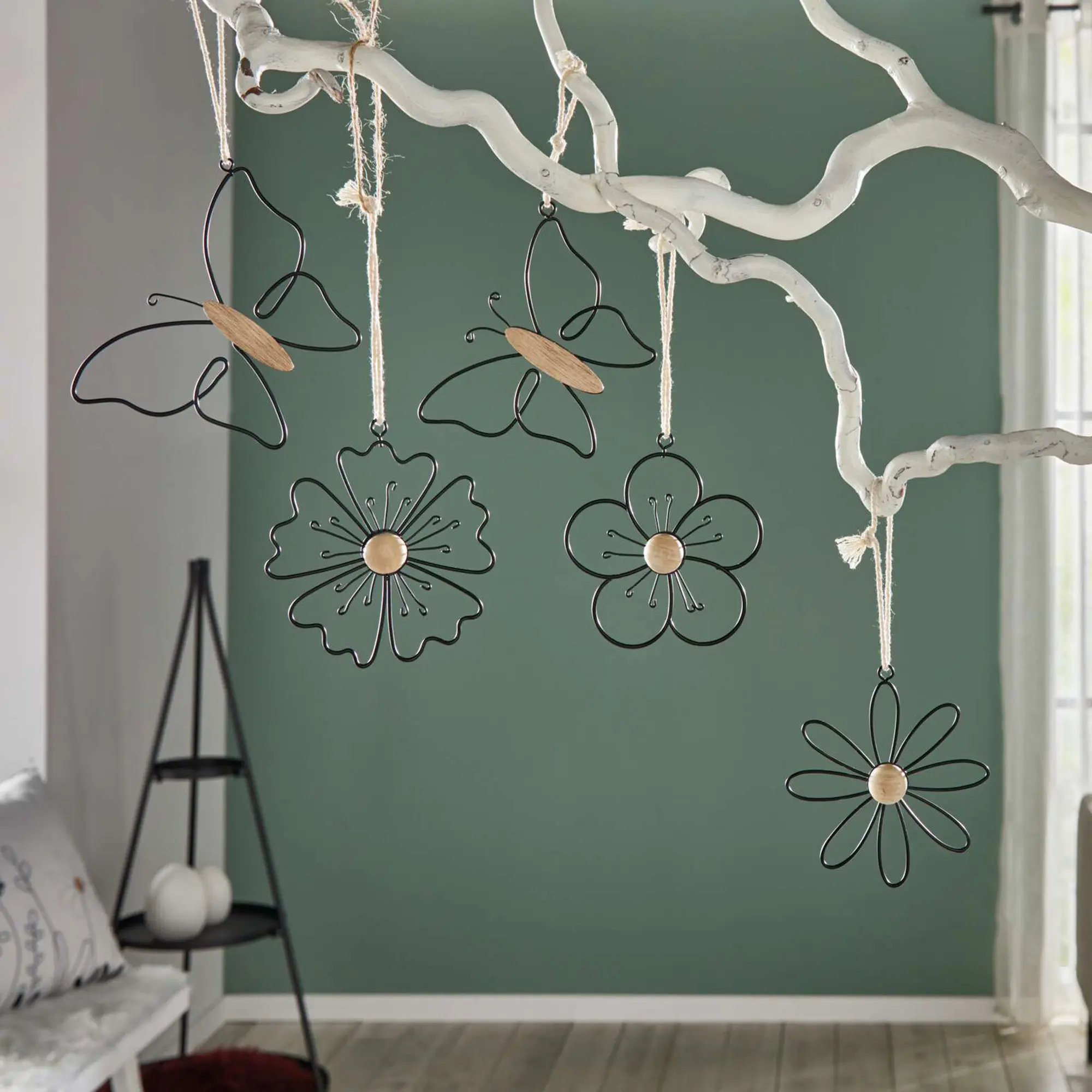 Acheter Lot de 5 suspensions "fleur &amp; papillon"  dans la boutique en ligne de Frank Flechtwaren