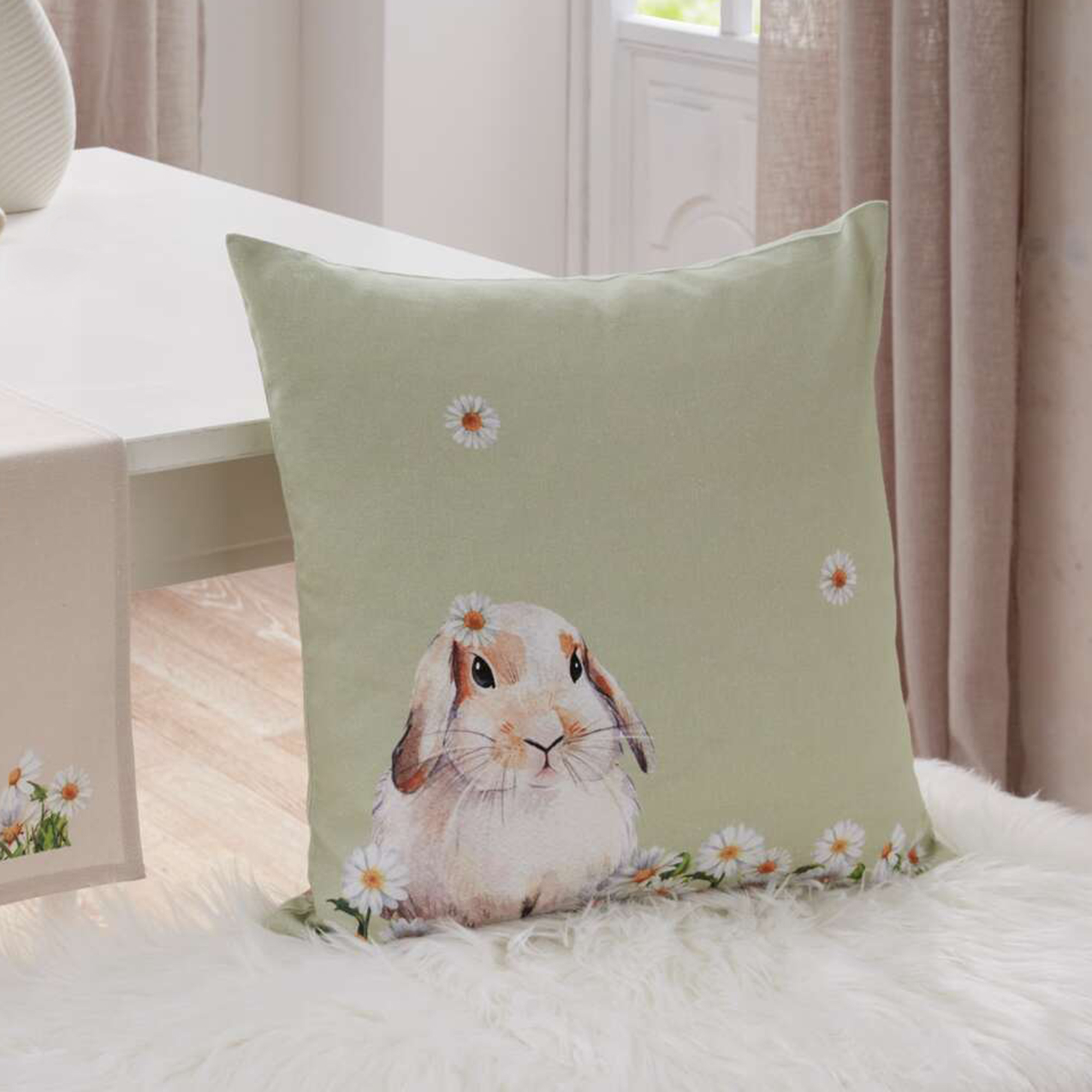 Acheter Housse de coussin "lapin fleurs"  dans la boutique en ligne de Frank Flechtwaren