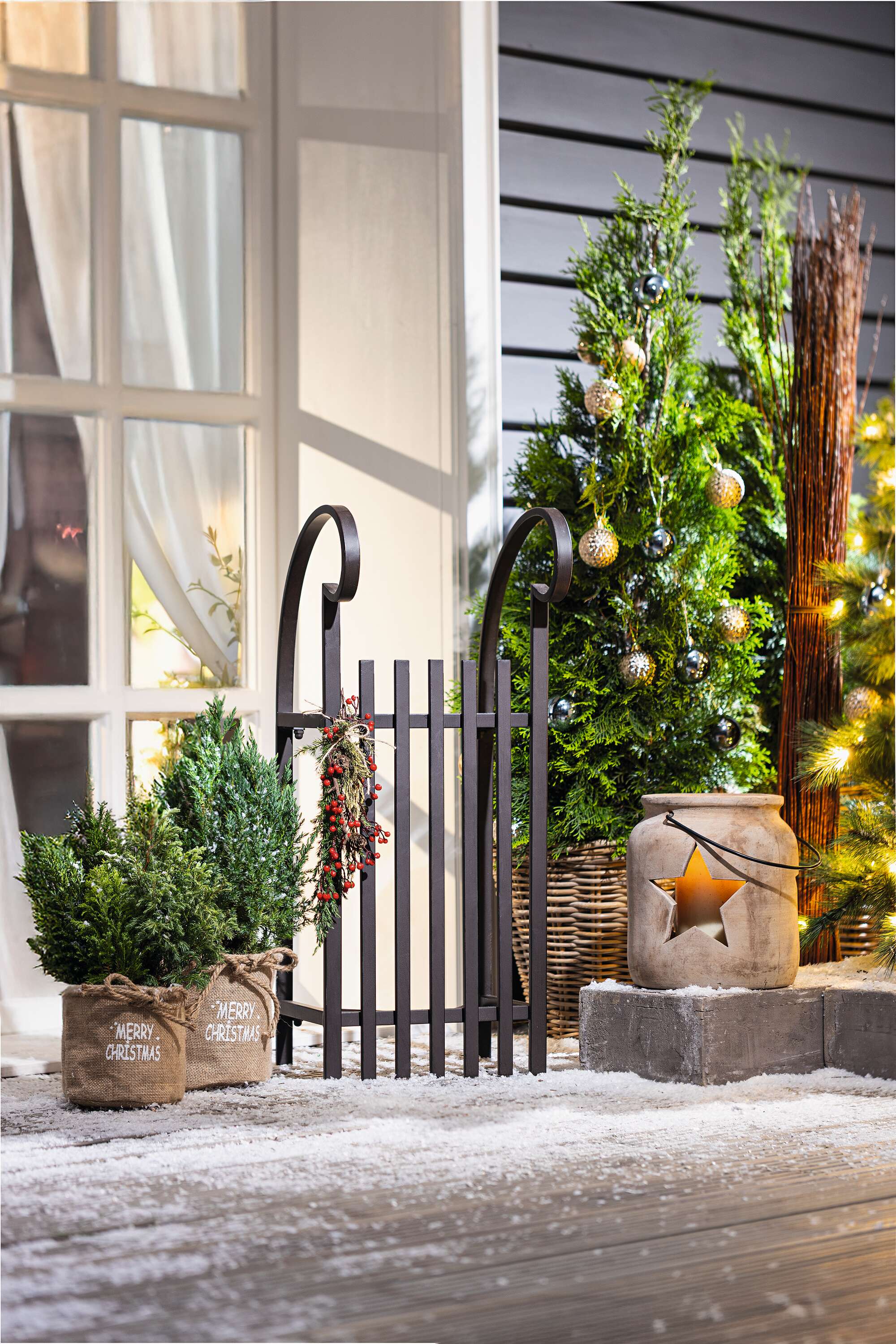 Acheter Lot de 2 paniers à plantes "Merry Christmas"  dans la boutique en ligne de Frank Flechtwaren pour Série titre Noël