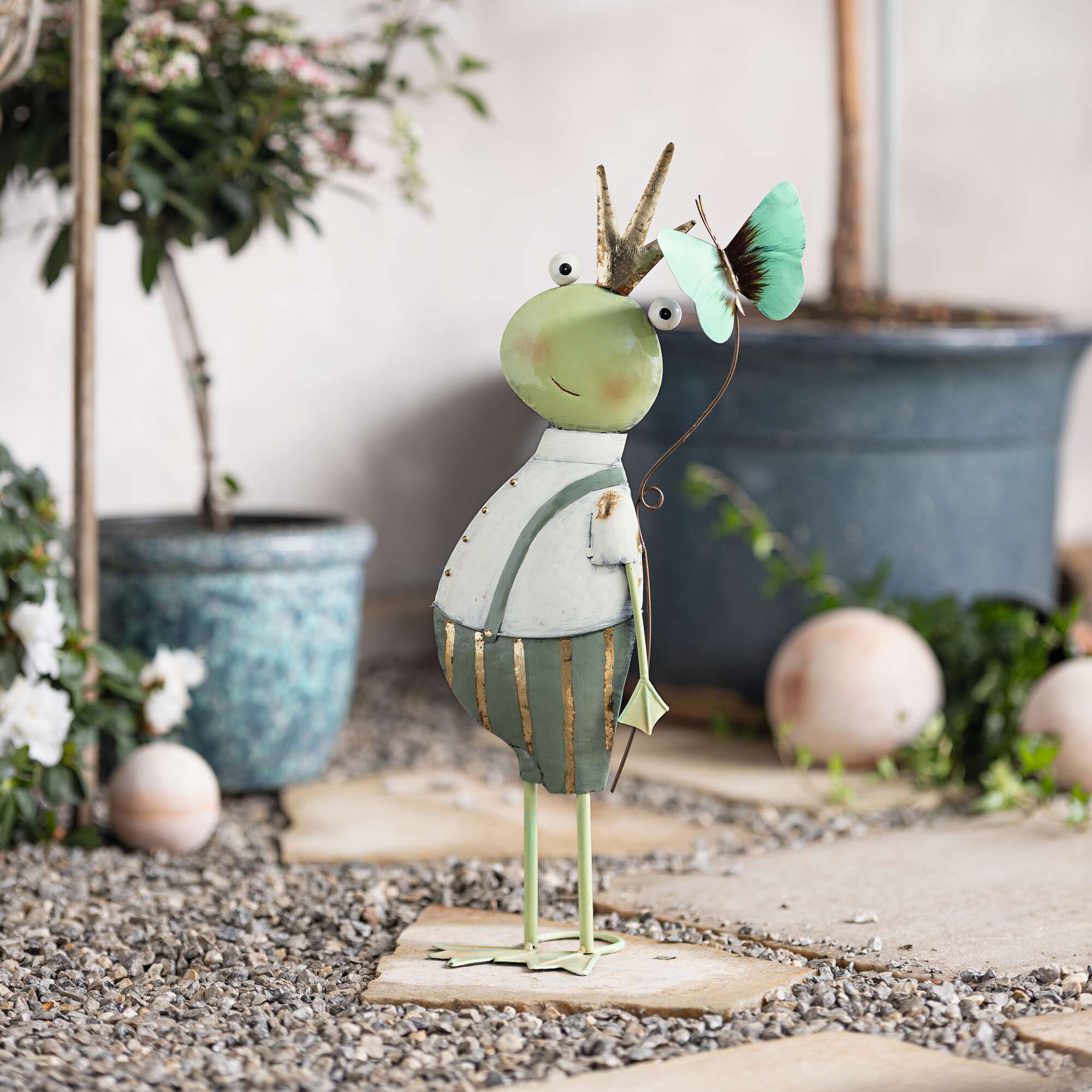 Acheter Figurine "grenouille avec papillon"  dans la boutique en ligne de Frank Flechtwaren