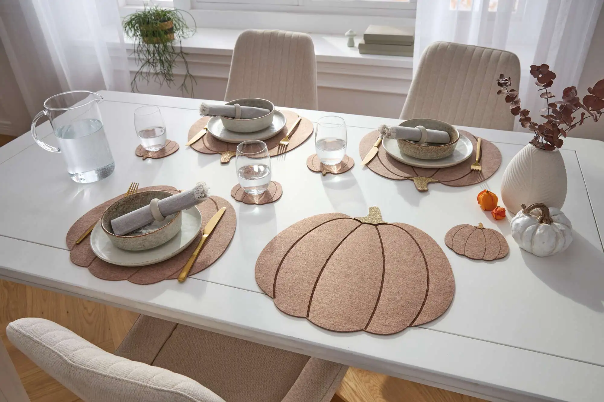 Acheter Set de table "citrouille", 8 pcs  dans la boutique en ligne de Frank Flechtwaren pour Sets de table