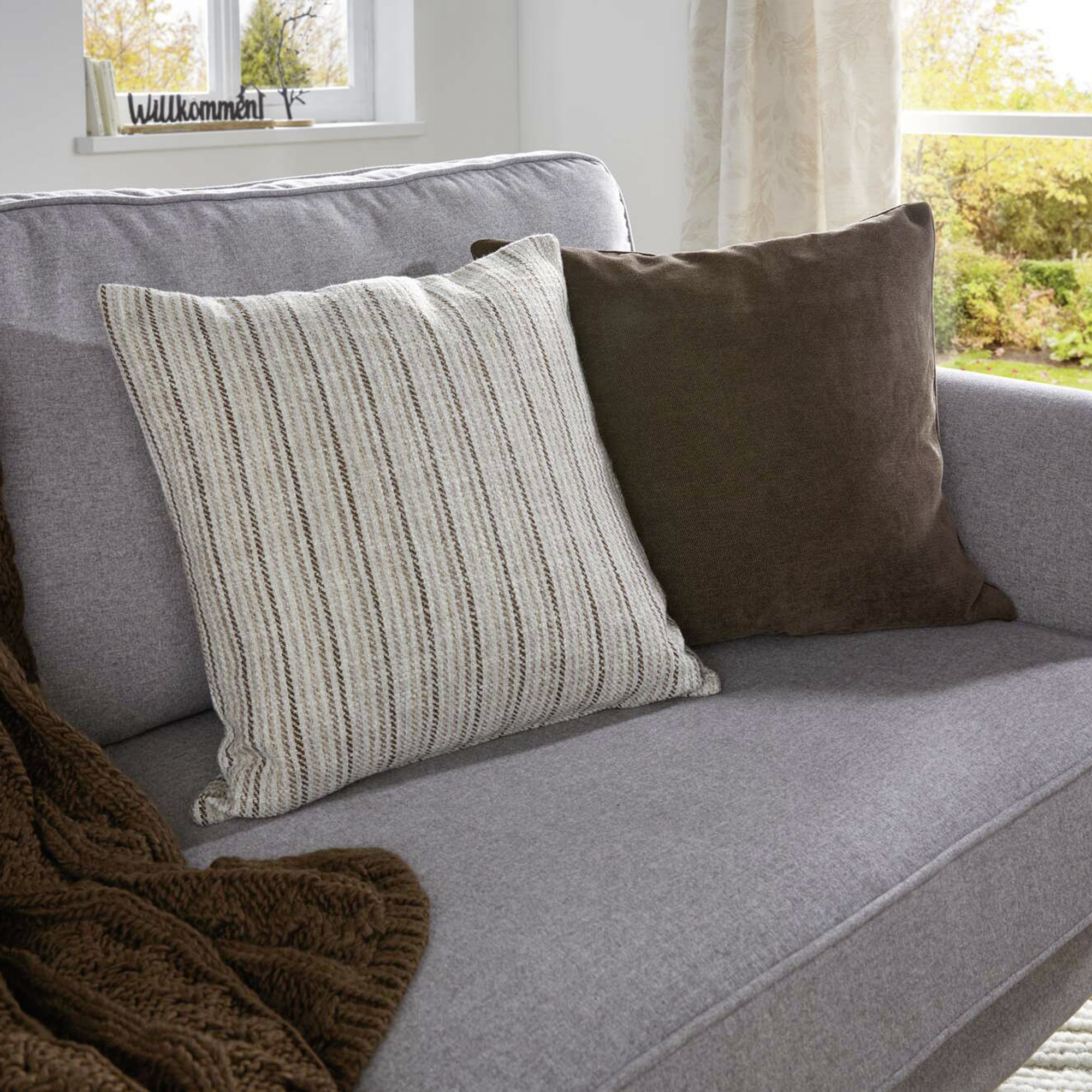 Acheter Housse de coussin "rayures tissées "  dans la boutique en ligne de Frank Flechtwaren