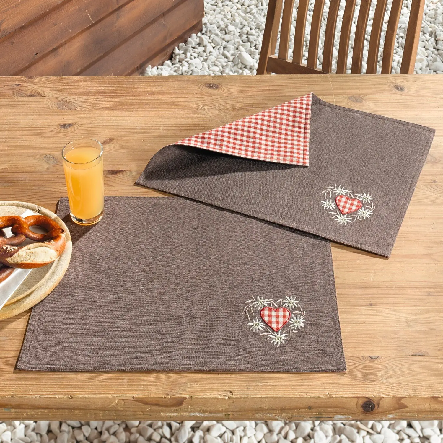 Acheter Lot de 2 sets de table "joie alpine"  dans la boutique en ligne de Frank Flechtwaren