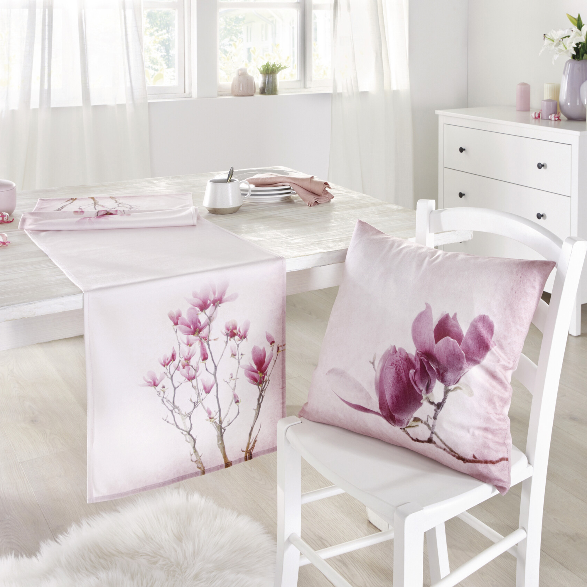 Acheter Housse de coussin "magnolia tulipique"  dans la boutique en ligne de Frank Flechtwaren