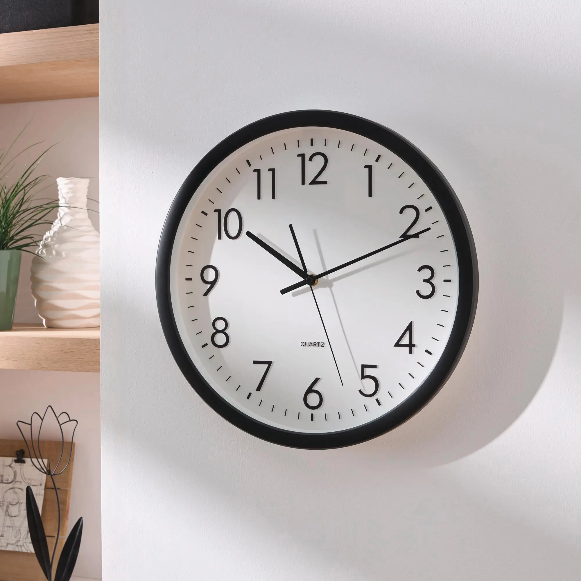 Acheter Horloge murale "Classic"  dans la boutique en ligne de Frank Flechtwaren