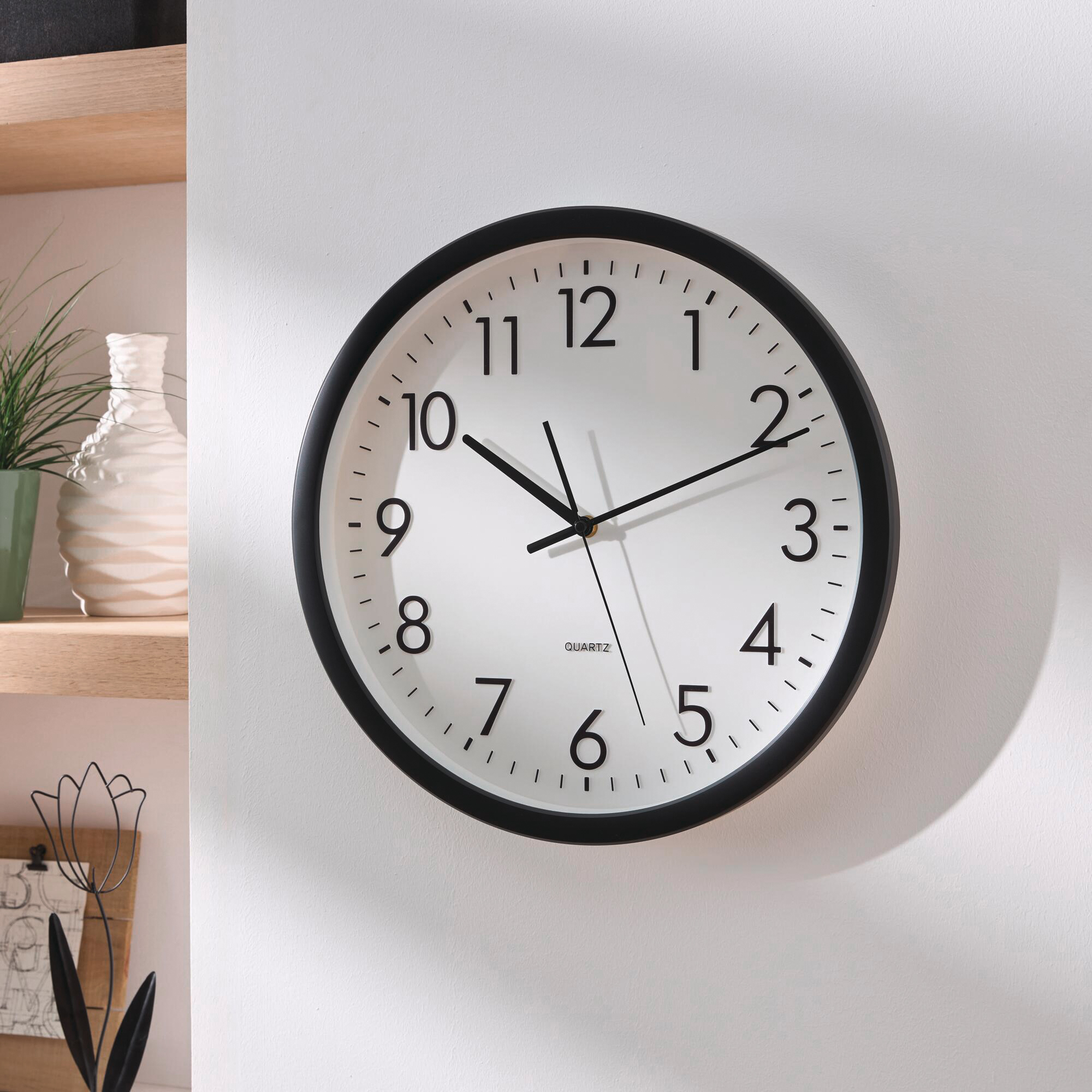 Acheter Horloge murale "Classic"  dans la boutique en ligne de Frank Flechtwaren pour Horloges