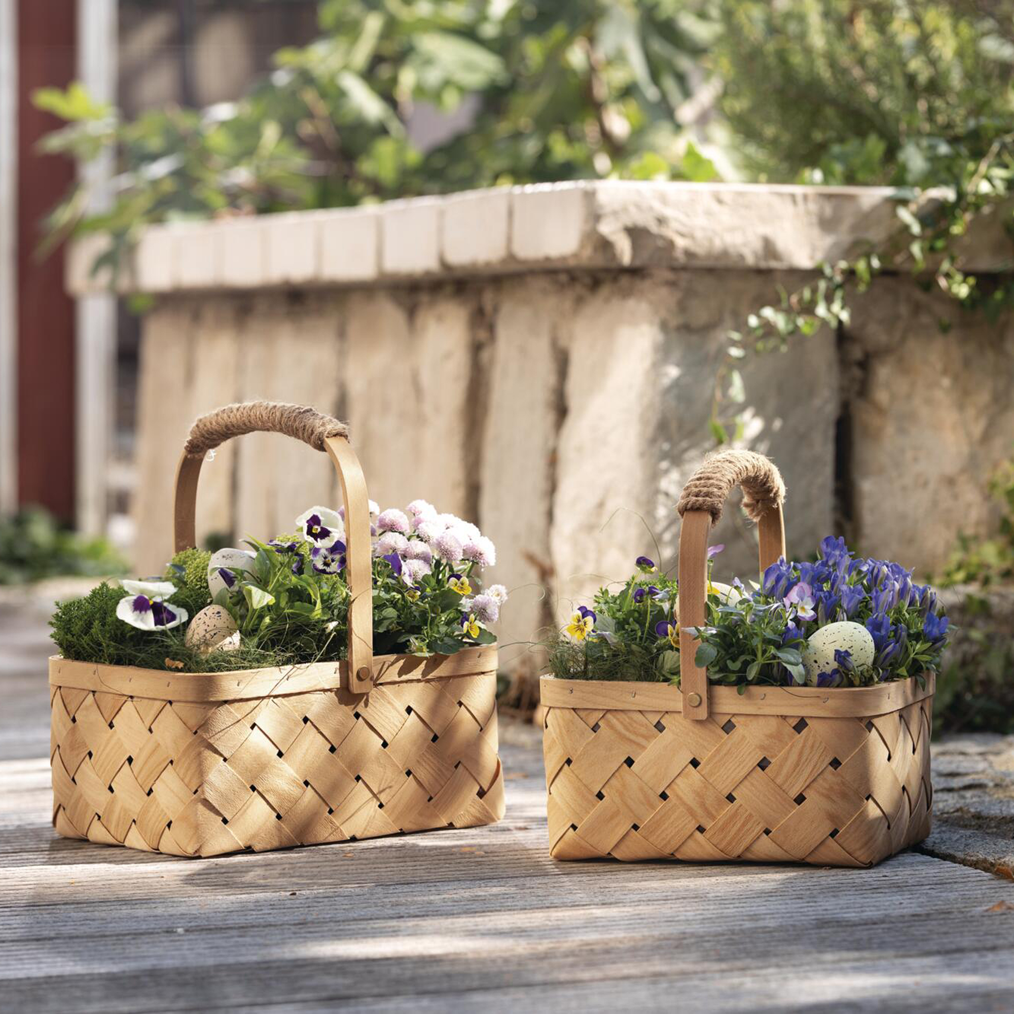 Acheter Panier à plantes « copeaux de bois » avec arceau, lot de 2 dans la boutique en ligne de Frank Flechtwaren pour Nouvel arrivage