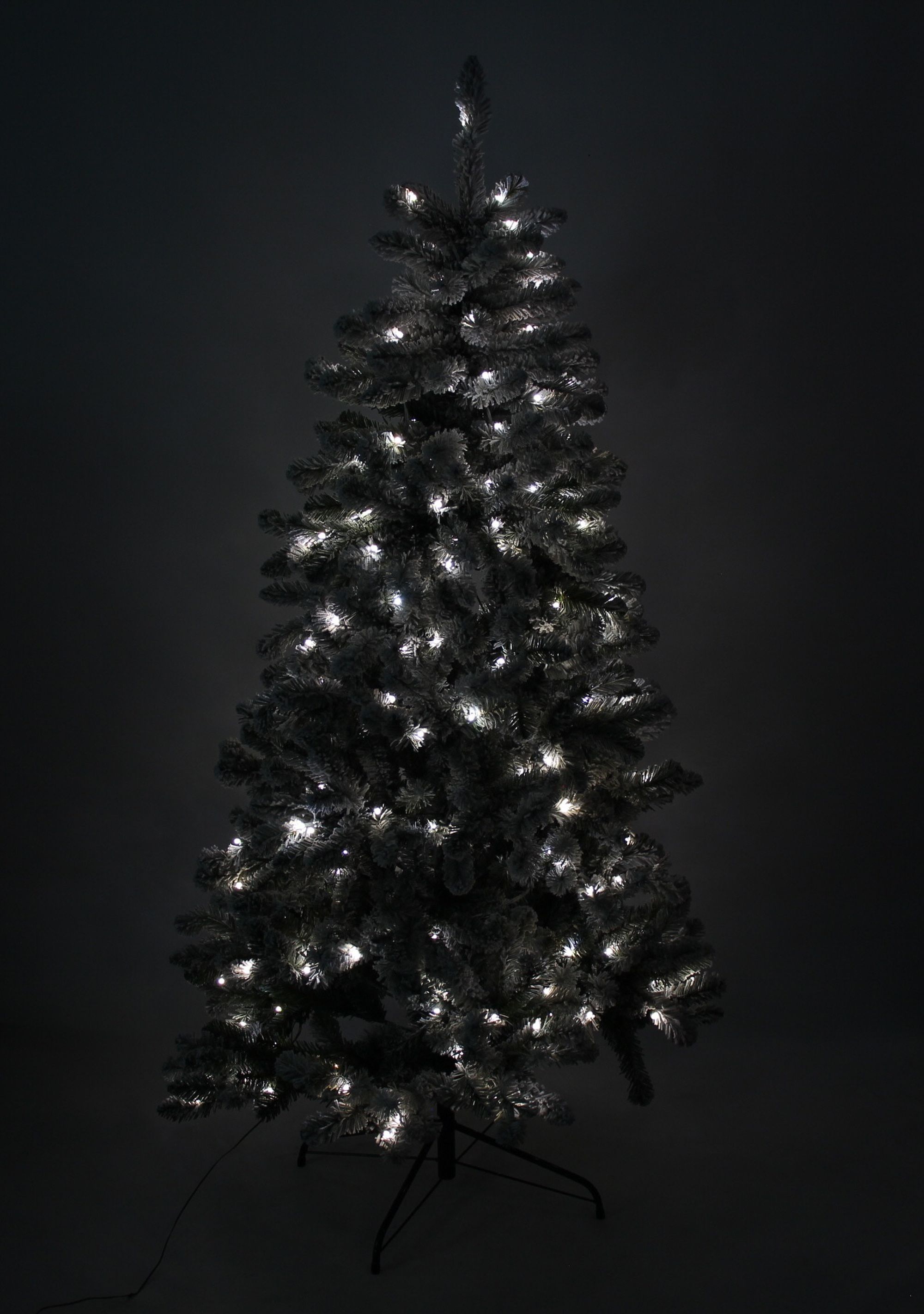 Acheter Sapin LED « Enneigé »  dans la boutique en ligne de Frank Flechtwaren pour Luminaires de jardin