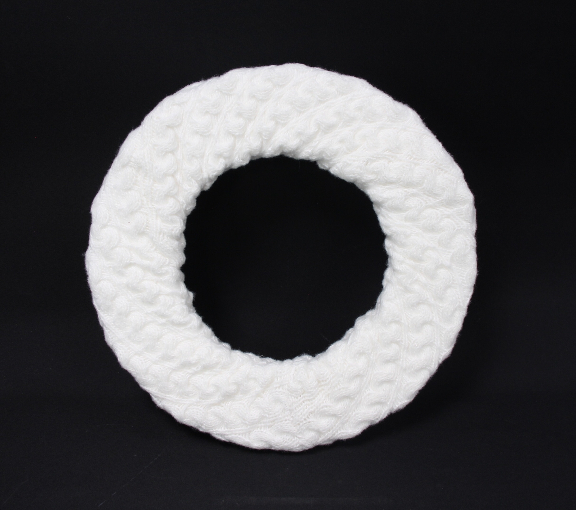 Acheter Couronne "tricot doux"  dans la boutique en ligne de Frank Flechtwaren pour Couronnes